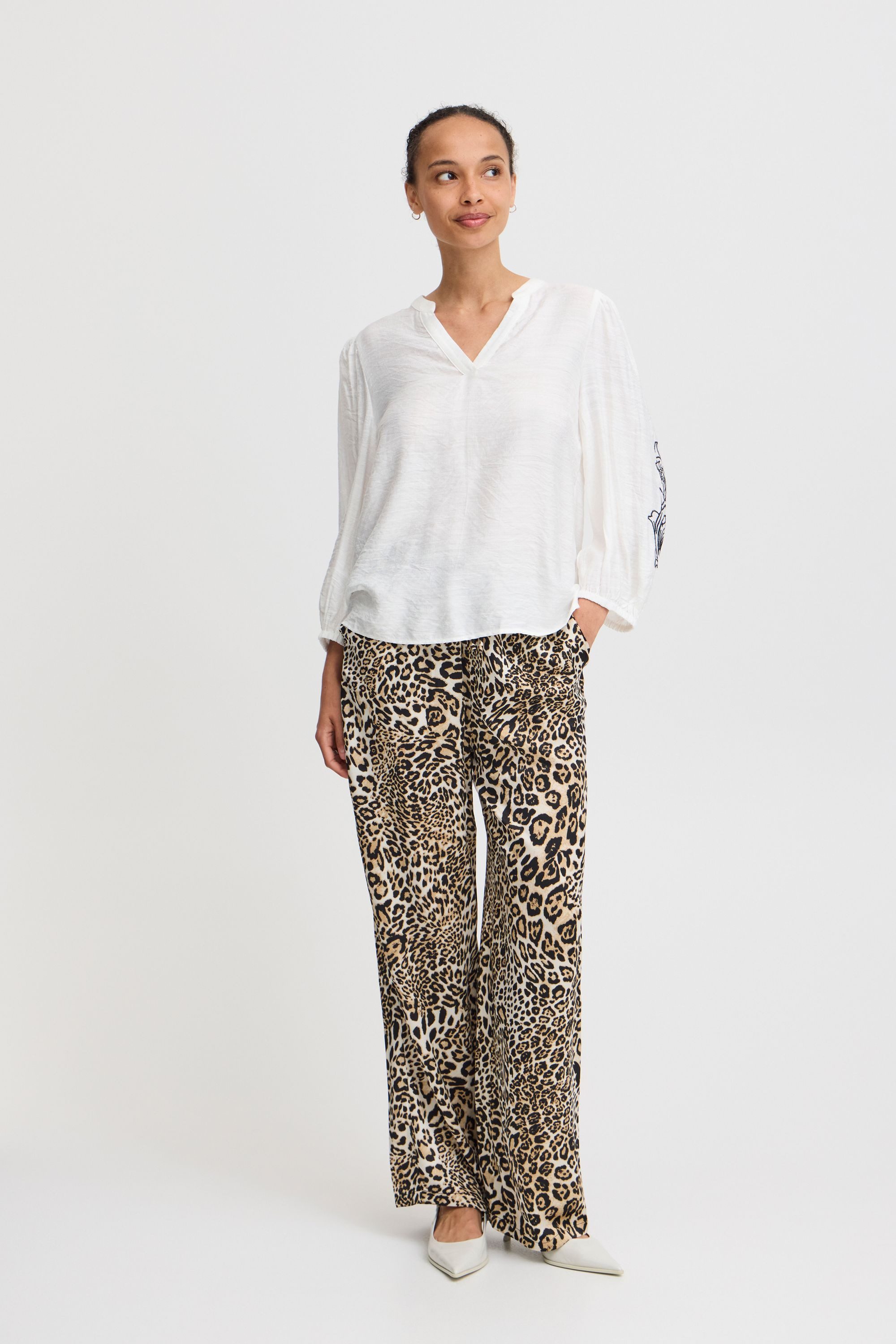 b.young Langarmbluse BYIDAMY EMB BLOUSE - günstig online kaufen