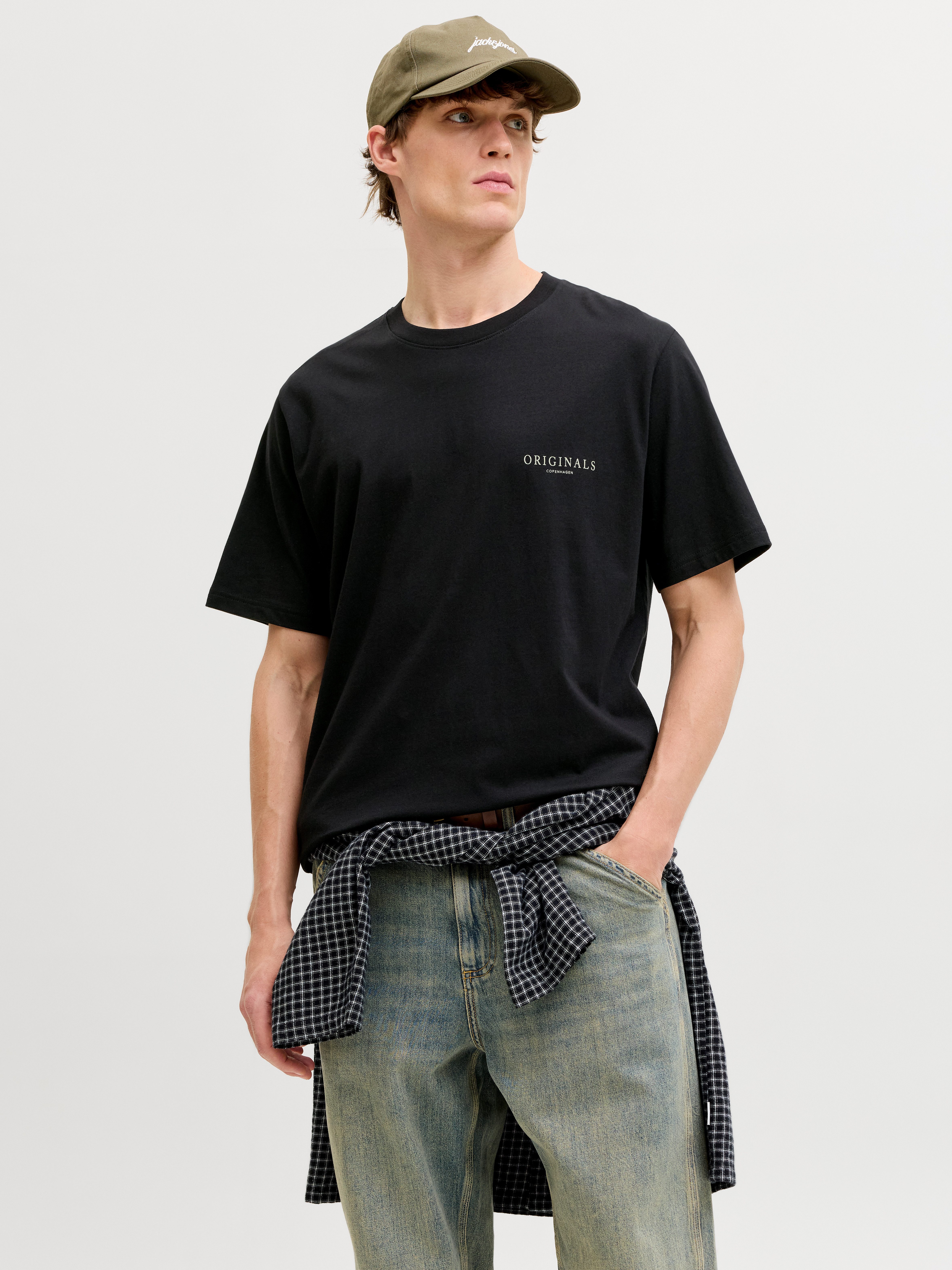 Jack & Jones Kurzarmshirt JORMONTAUK AOP BACK TEE SS CREW NECK Baumwolle, regular fit