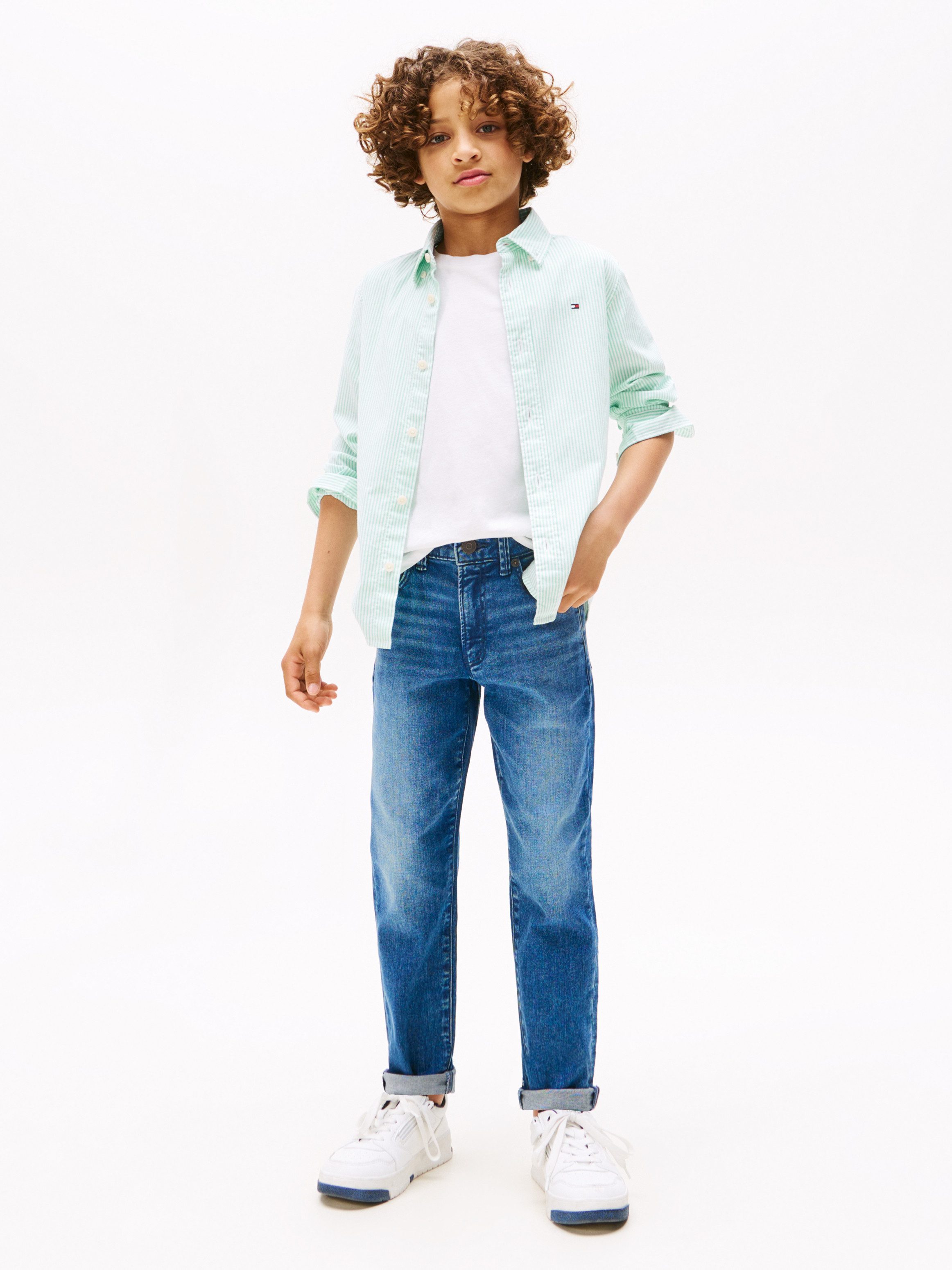 Tommy Hilfiger Straight-Jeans MODERN STRAIGHT für Kinder bis 16 Jahre, in heller Waschung