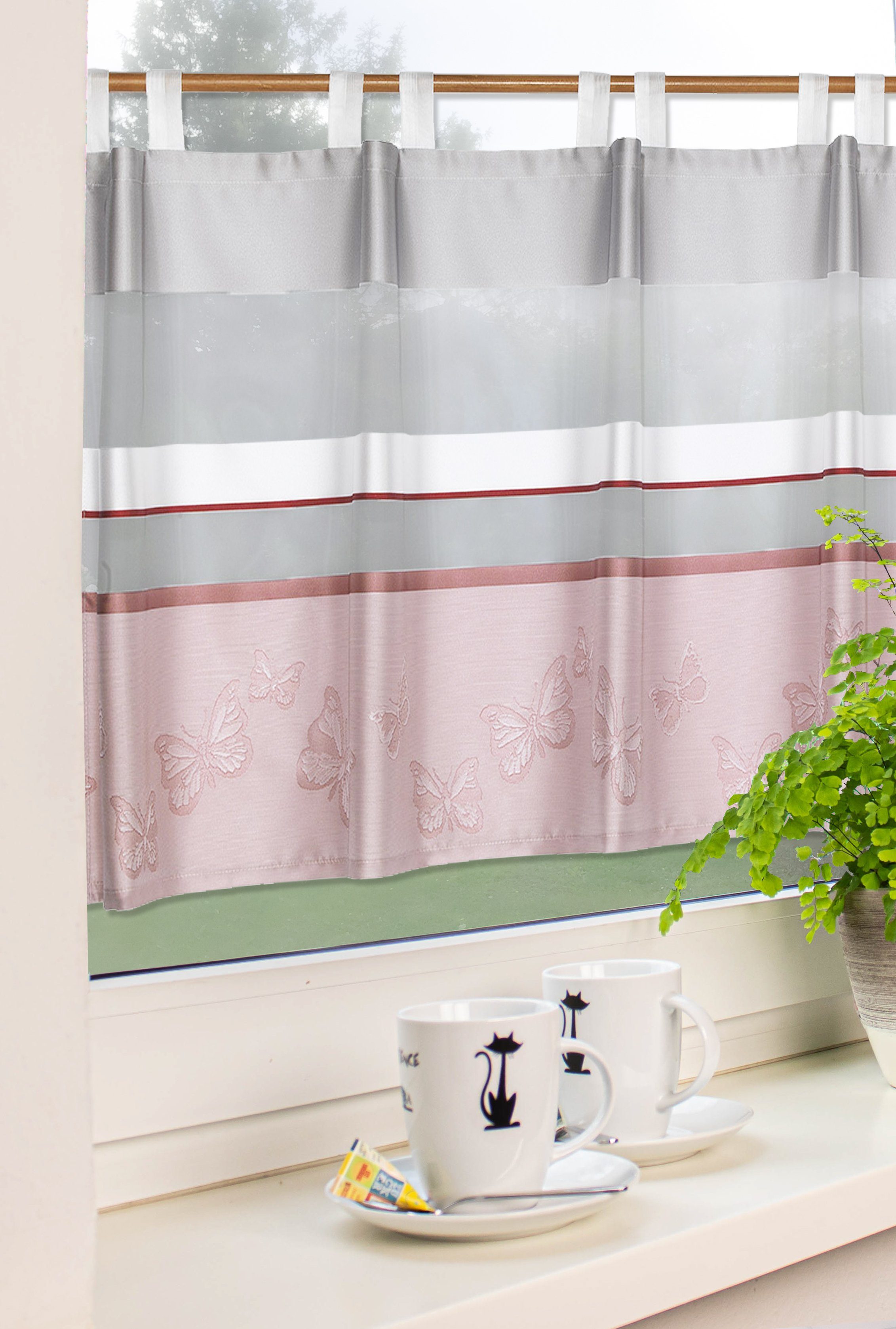 EXPERIENCE Scheibengardine Scheibengardine Küchengardine Schlaufengardine 2289 Weiß Rosa 50 x 140 cm Schmetterlinge (1 St), Schlaufen, halbtransparent, Eine Polyesterqualität bezeichnet eine Chemiefaser, bei der es sich um ein sehr pflegeleichtes Material handelt. Die Ware ist sowohl formbeständig als auch strapazierfähig. Außerdem läuft sie nicht ein und hat eine hohe Lichtbeständigkeit., mit 10 Schlaufen