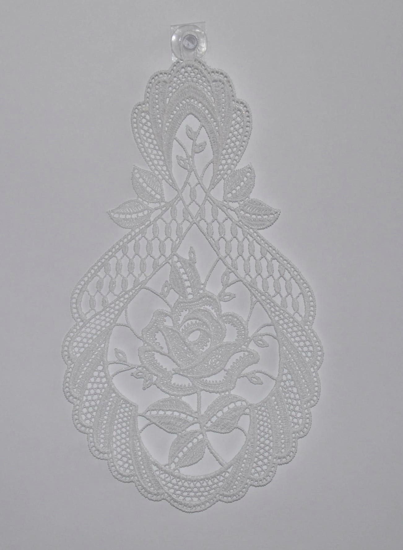 Stickereien Plauen Fensterbild Rosentraum