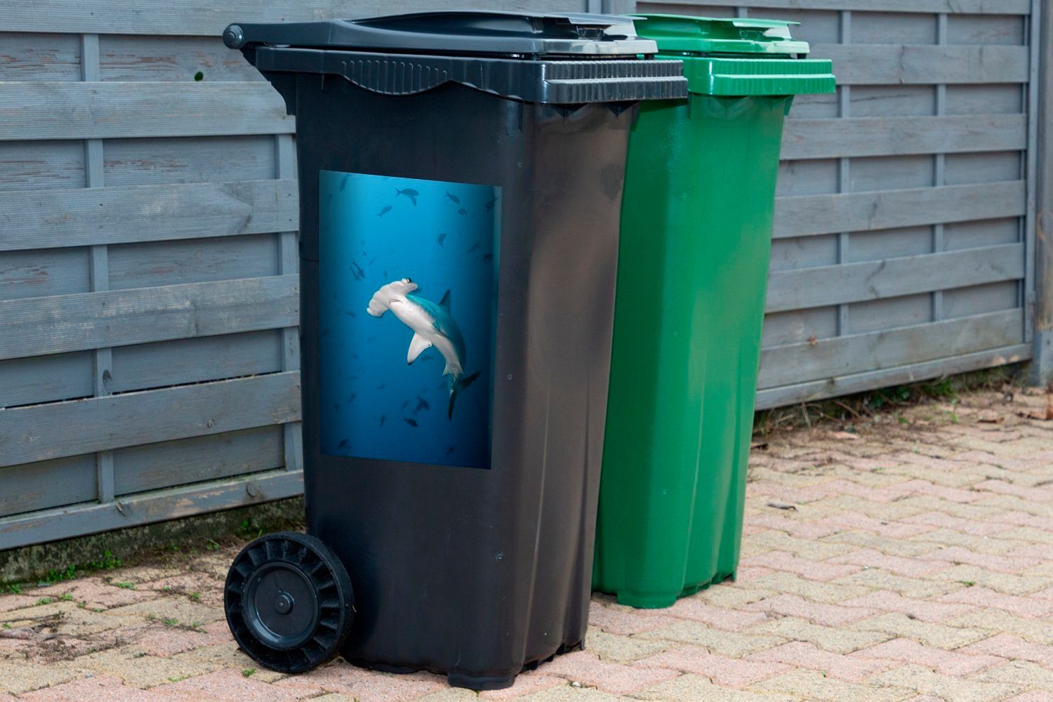 Mülltonne, Fischen (1 Sticker, dunklen großer Ozean St), Mülleimer-aufkleber, Ein Wandsticker Container, in mit Abfalbehälter einem Hammerhai MuchoWow