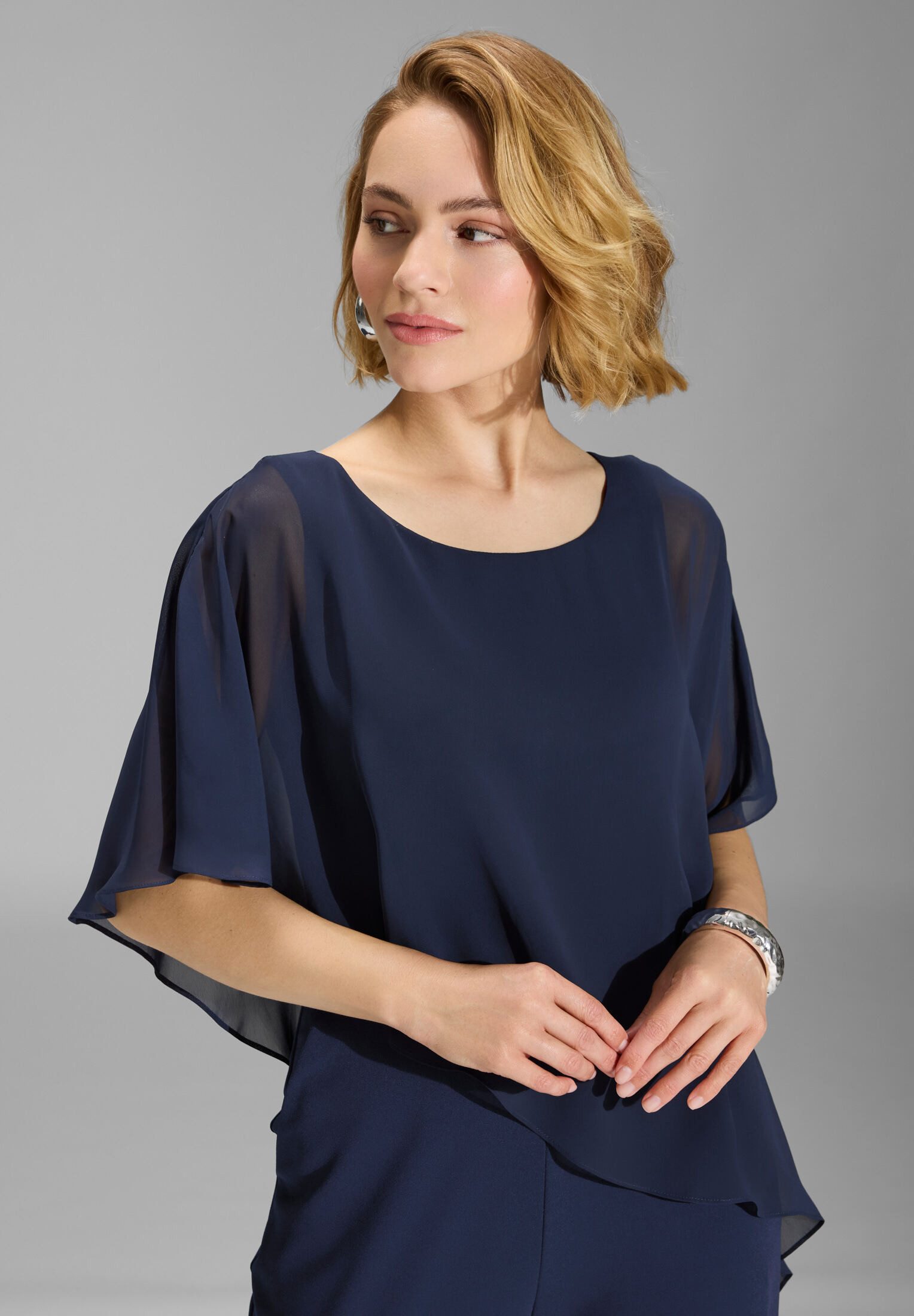 SWING Jumpsuit - Jumpsuit aus Crepe Jersey mit Chiffon Überwurf Oberteil in lockerer Passform