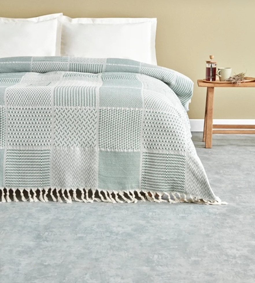 Wohndecke Wohndecke Patchwork Muster in Mintgrün günstig online kaufen