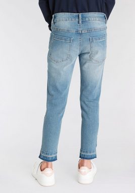 KangaROOS 7/8-Jeans, im Bund verstellbar und kleiner Stickerei