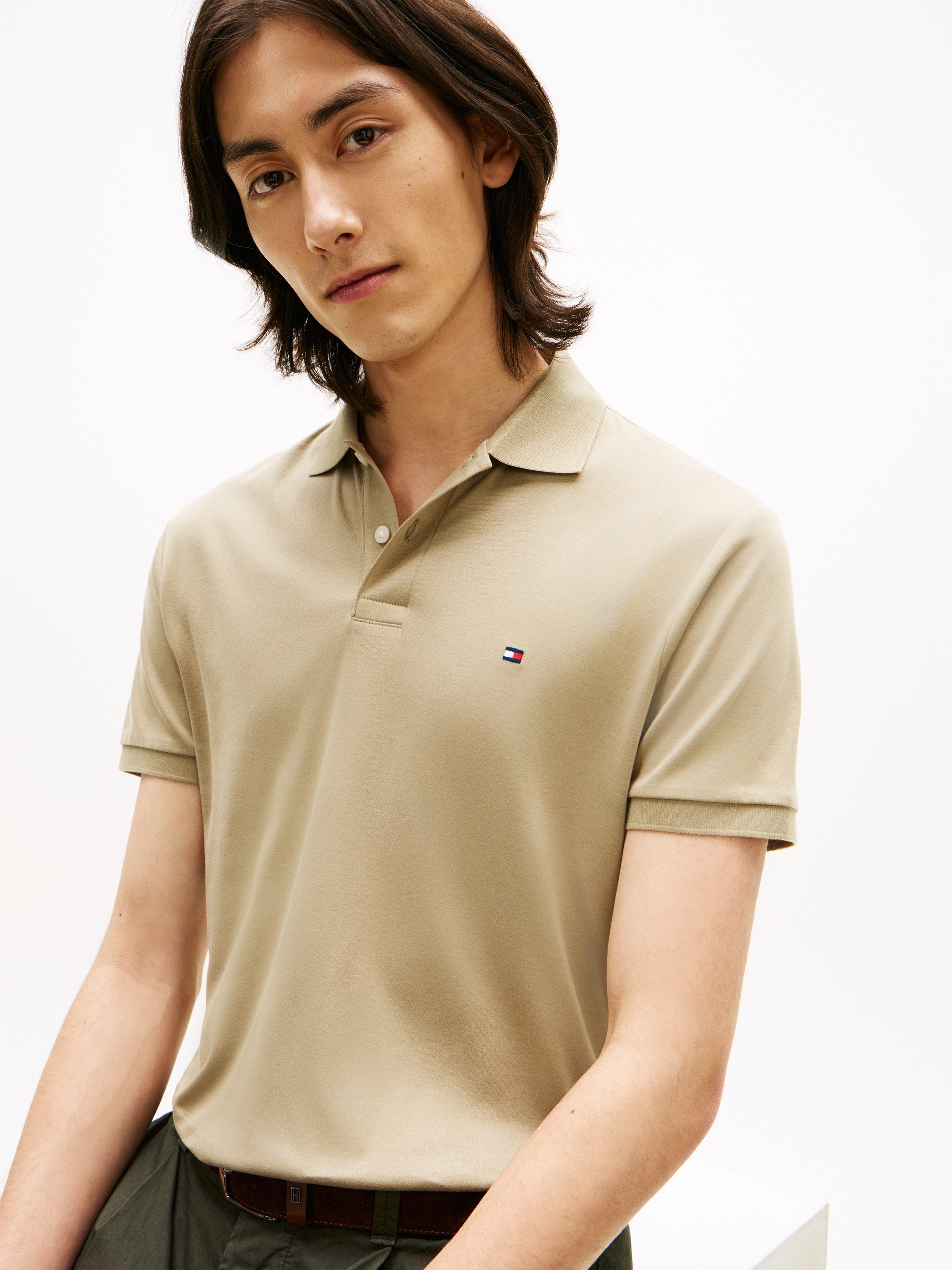 Tommy Hilfiger Poloshirt LIQUID COTTON REGULAR SEASONAL mit Logostickerei