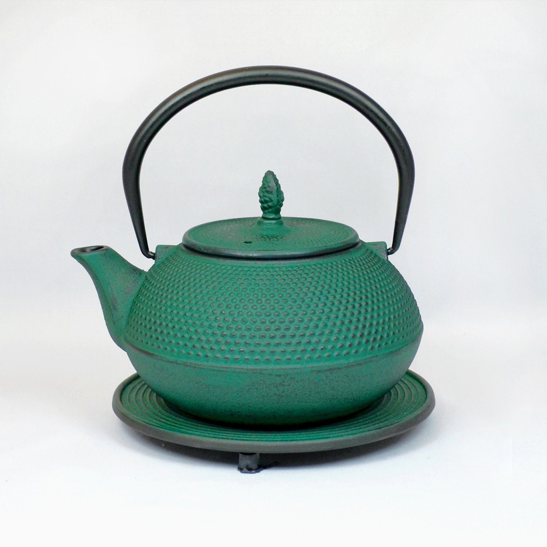 JA-UNENDLICH Teekanne Basic grün, 1.2 l, aus Gusseisen handgefertigt im Sandgussverfahren, innen emailliert | Teekannen