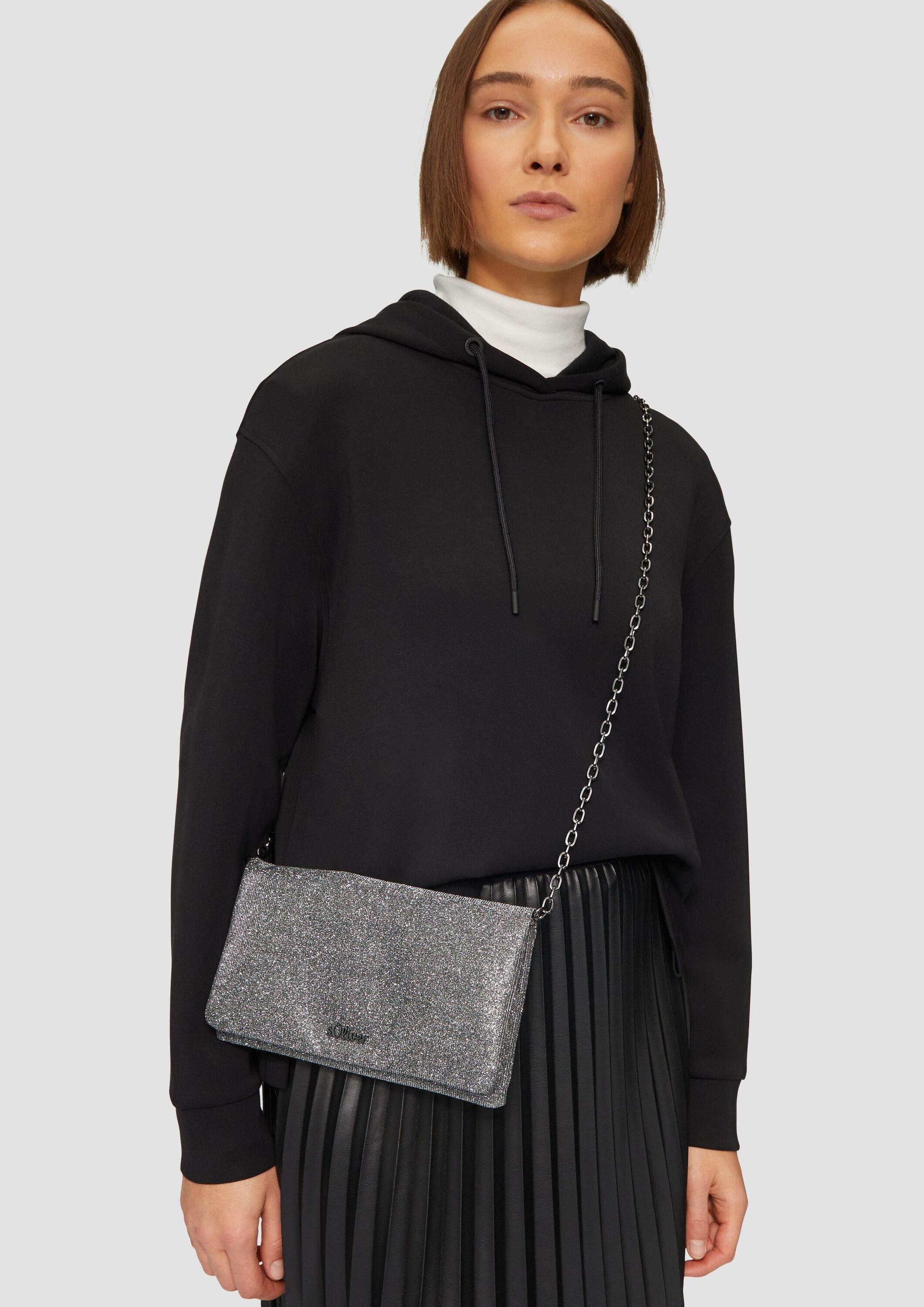 s.Oliver Umhängetasche Tasche, Clutch in schimmernder Optik