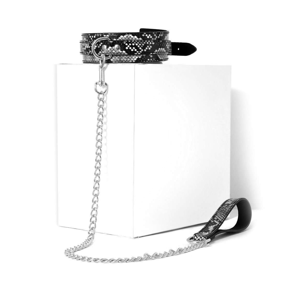 Black/Silver Reptile Collar Bondage-Band KIOTOS Leash with