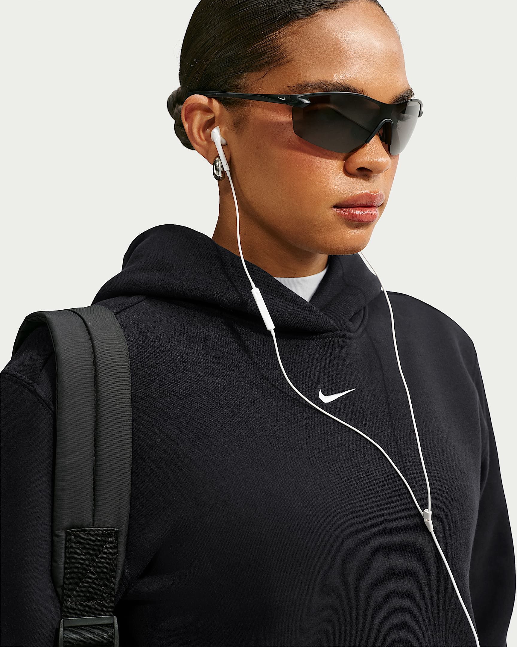 Nike Sportswear Kapuzensweatshirt W NK STDO FLC MW STD PO HDY mit Kapuze, Langarm, aus angerauter Sweatware, Basic-Passform
