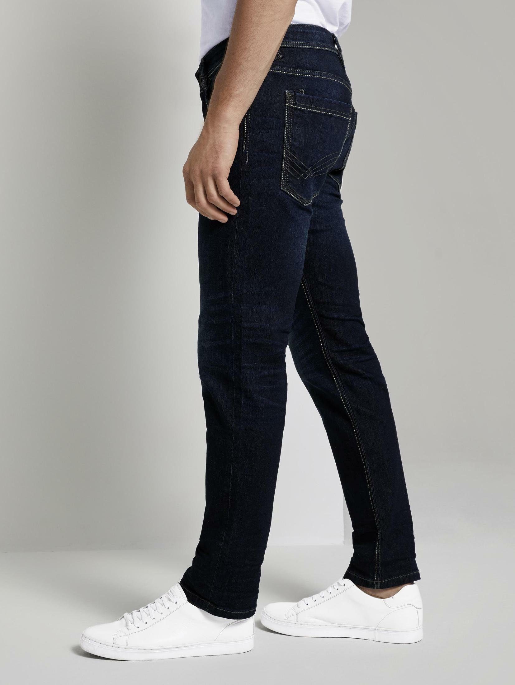 Straight-Jeans mit Marvin Jeans Taschendetails TOM TAILOR Straight