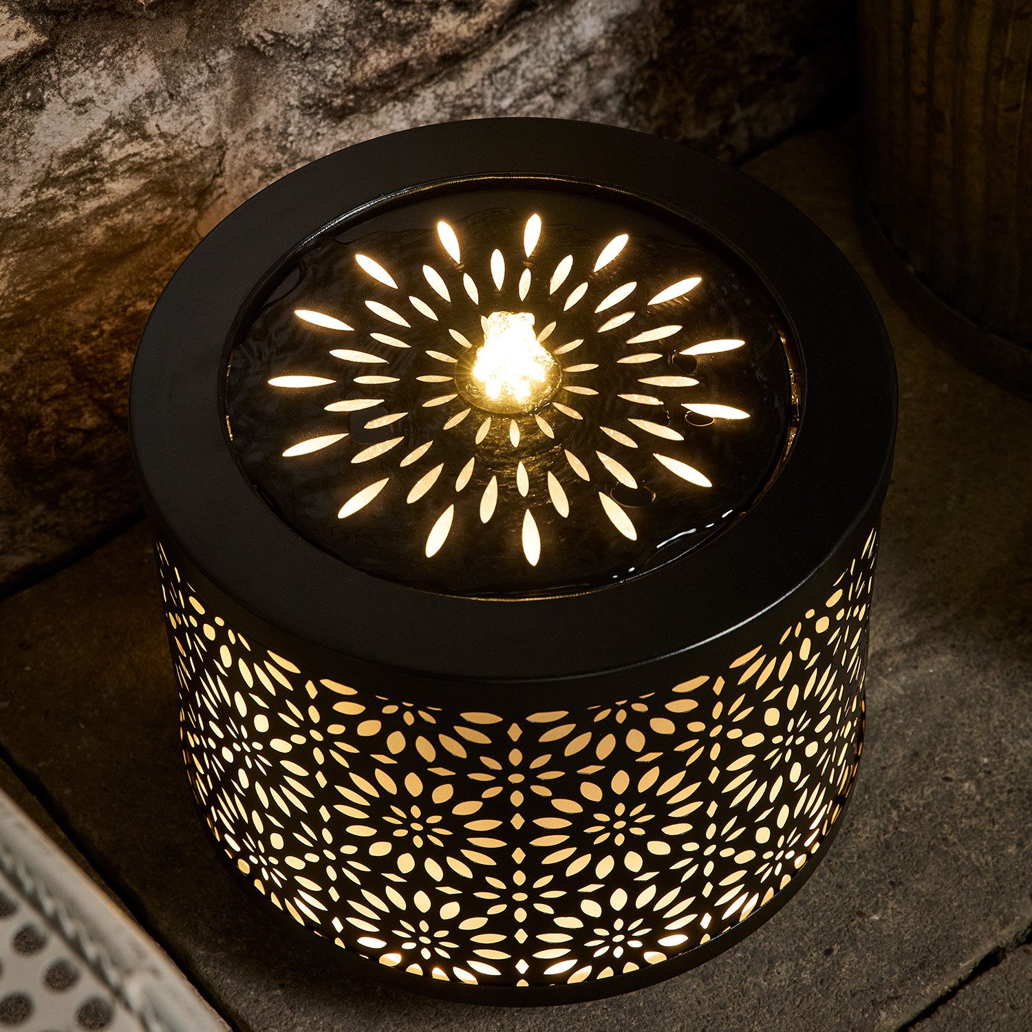 Lights4fun LED Dekolicht Lucia LED Gartenbrunnen Schale