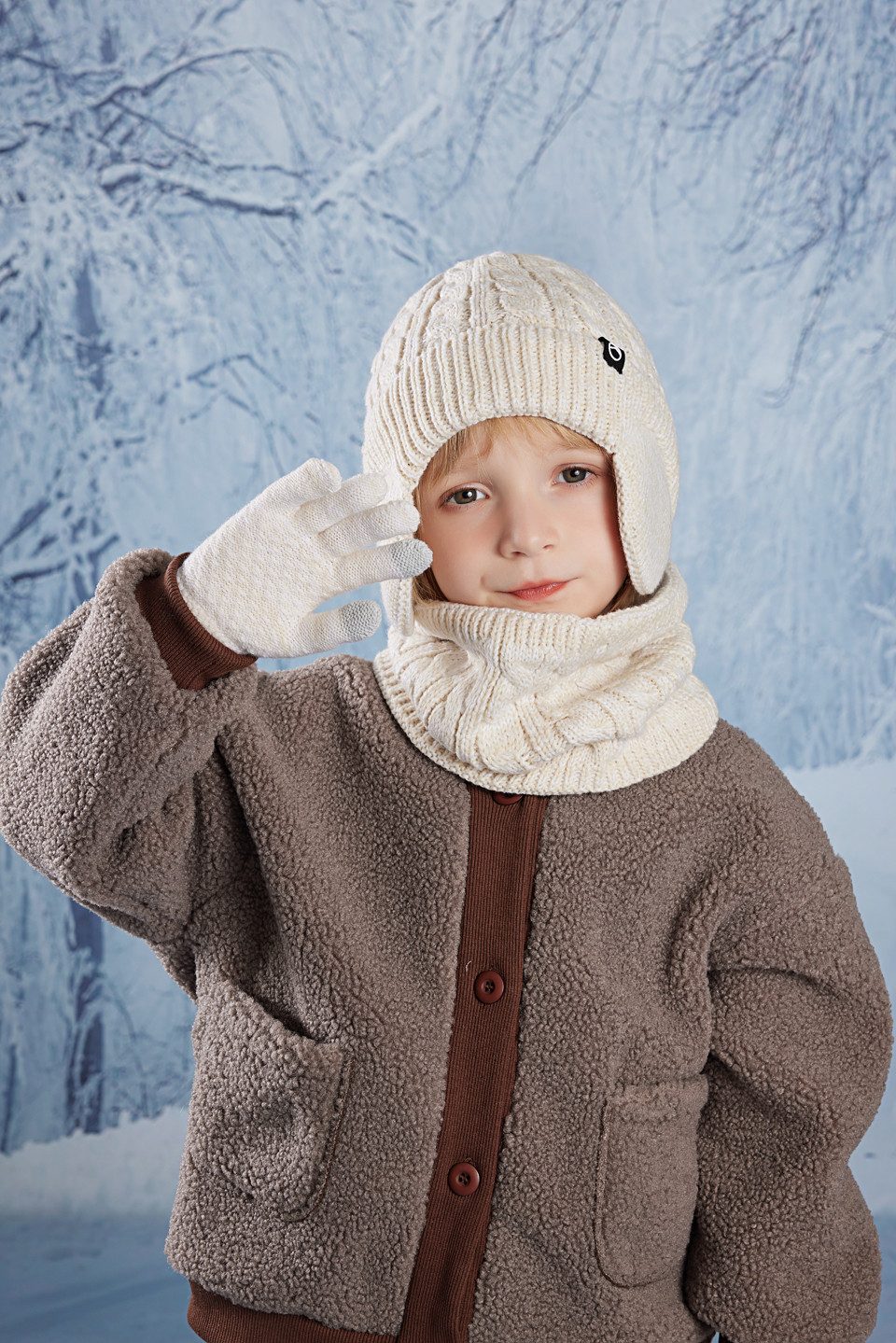 Coonoor Mütze & Schal Kinder-Wintermütze, Schal und Handschuhe, warme Thermo-Strickmütze (mit Ohrenschützern), Halswärmer, Touchscreen-Handschuh