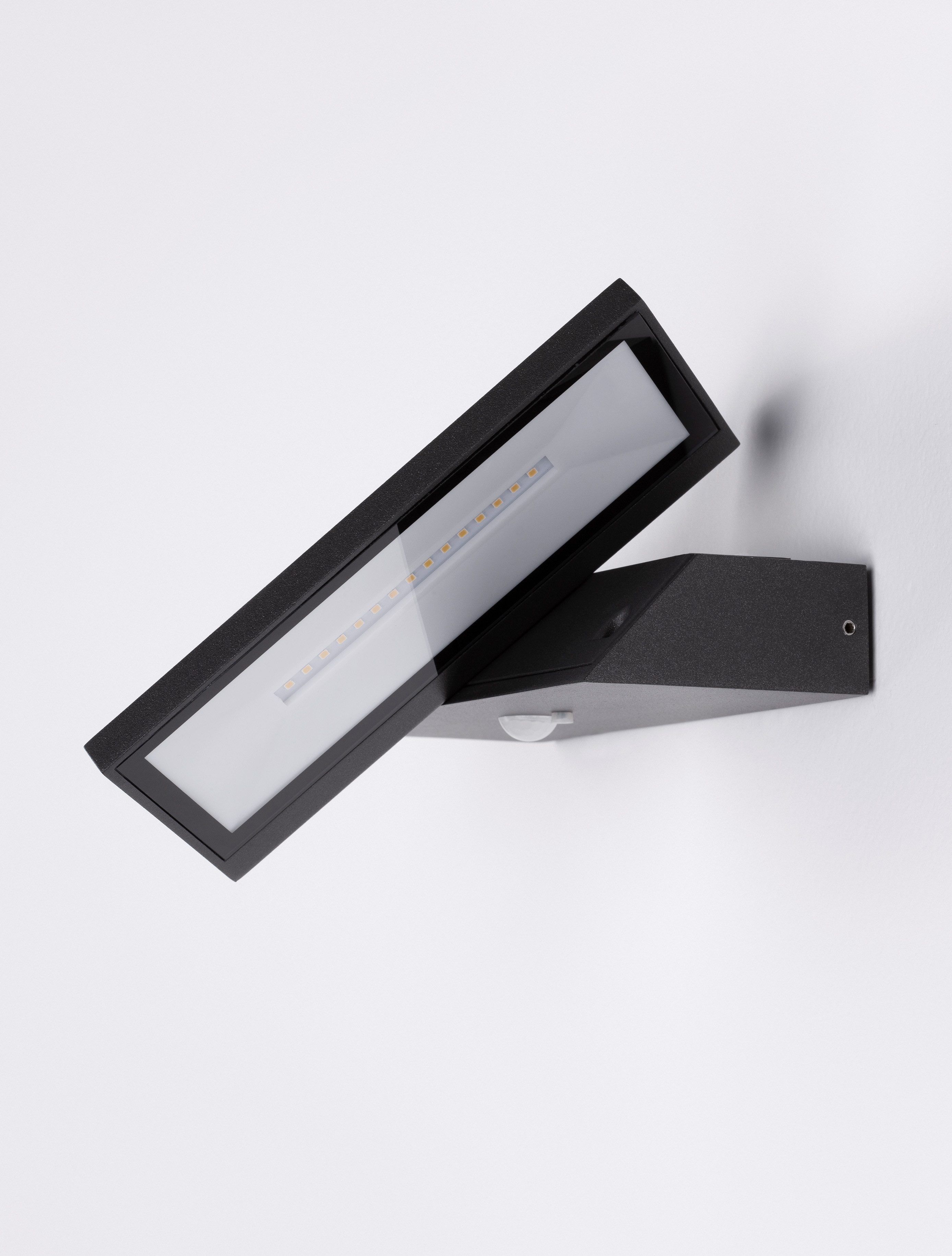 Nova Luce Außen-Wandleuchte PRIM, Bewegungsmelder, Warmweiß