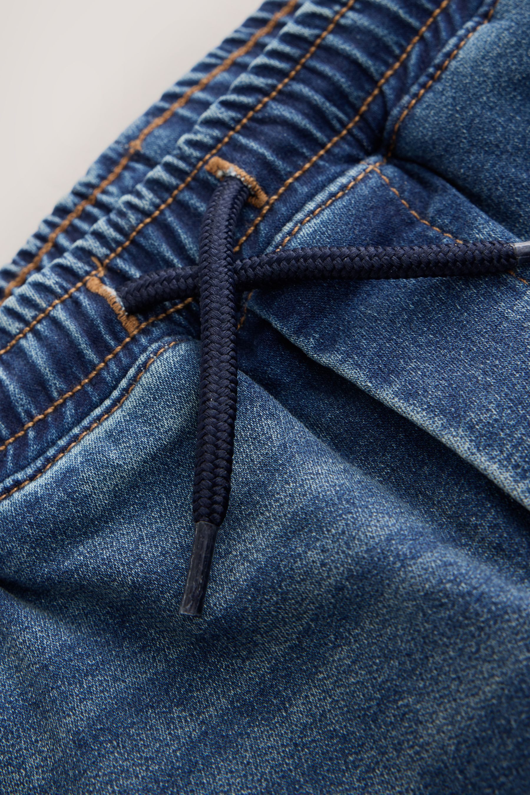 Next Loose-fit-Jeans Loose Fit Denim-Cargojeans mit Elastikbund (1-tlg) – Bild 3 von 5