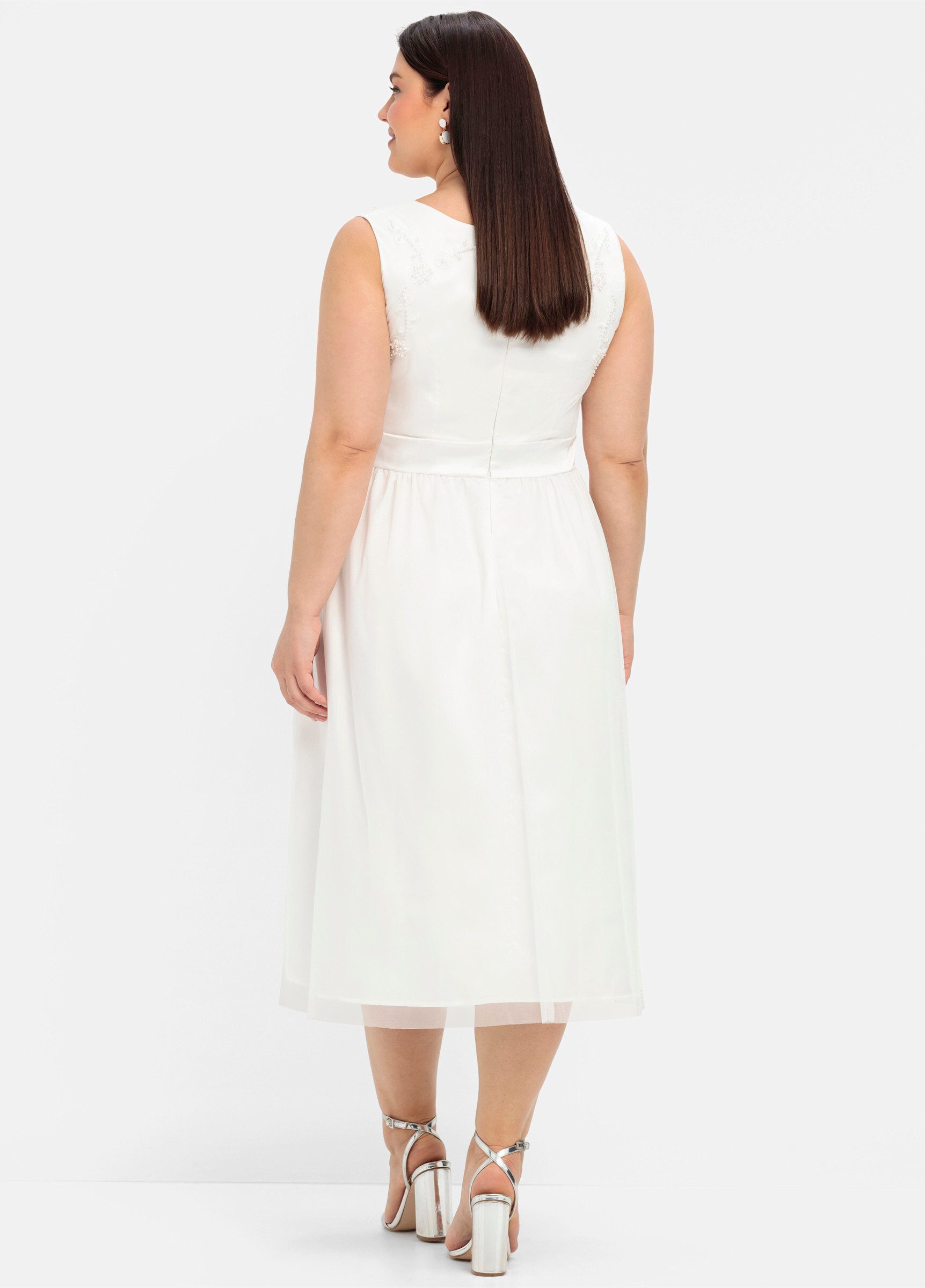 Sheego Etuikleid Abendkleid Ärmellos mit Stickerei