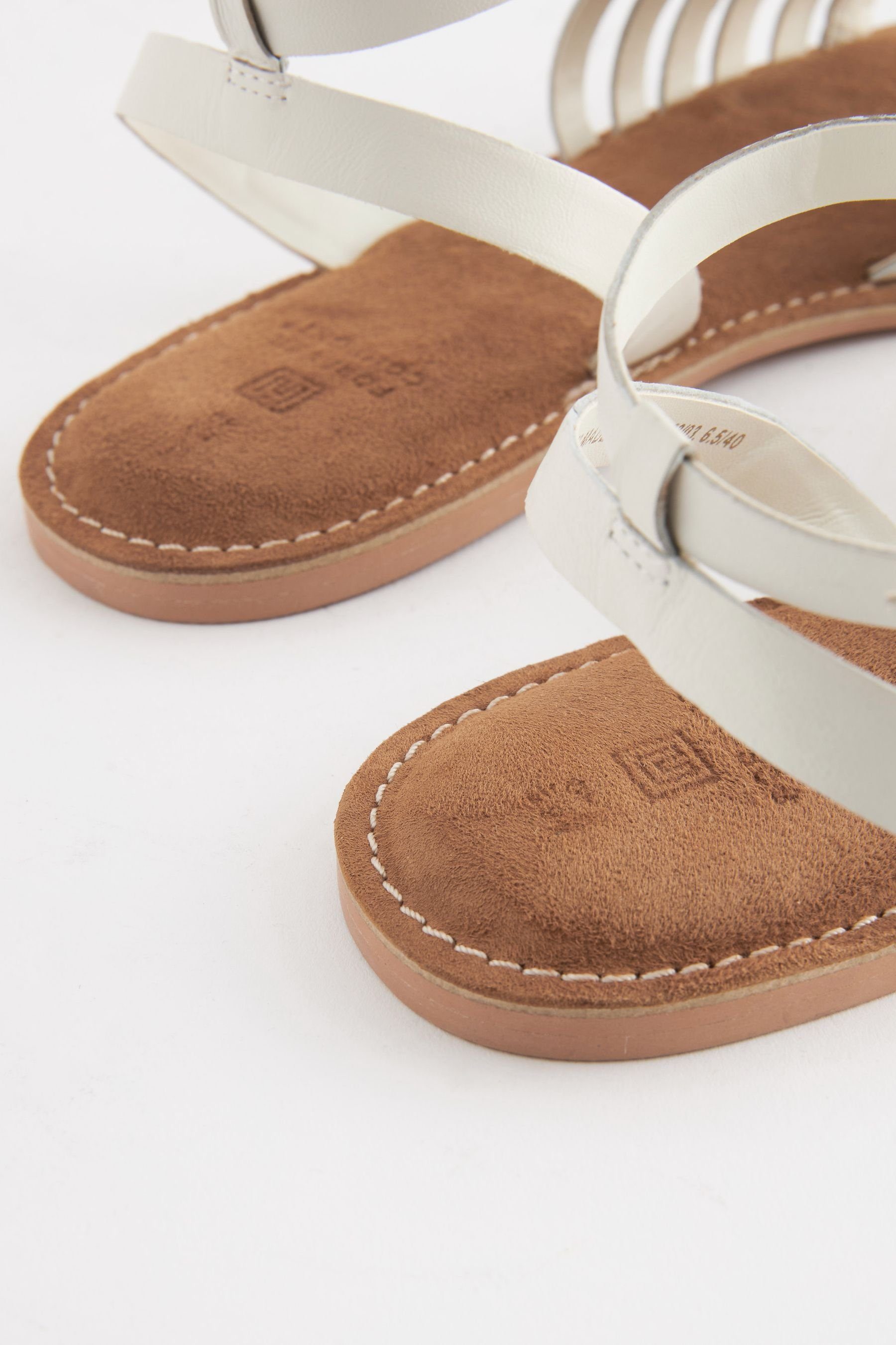 Sandalen geflochtenem (1-tlg) Leder Forever Riemchensandale Next Comfort® White aus