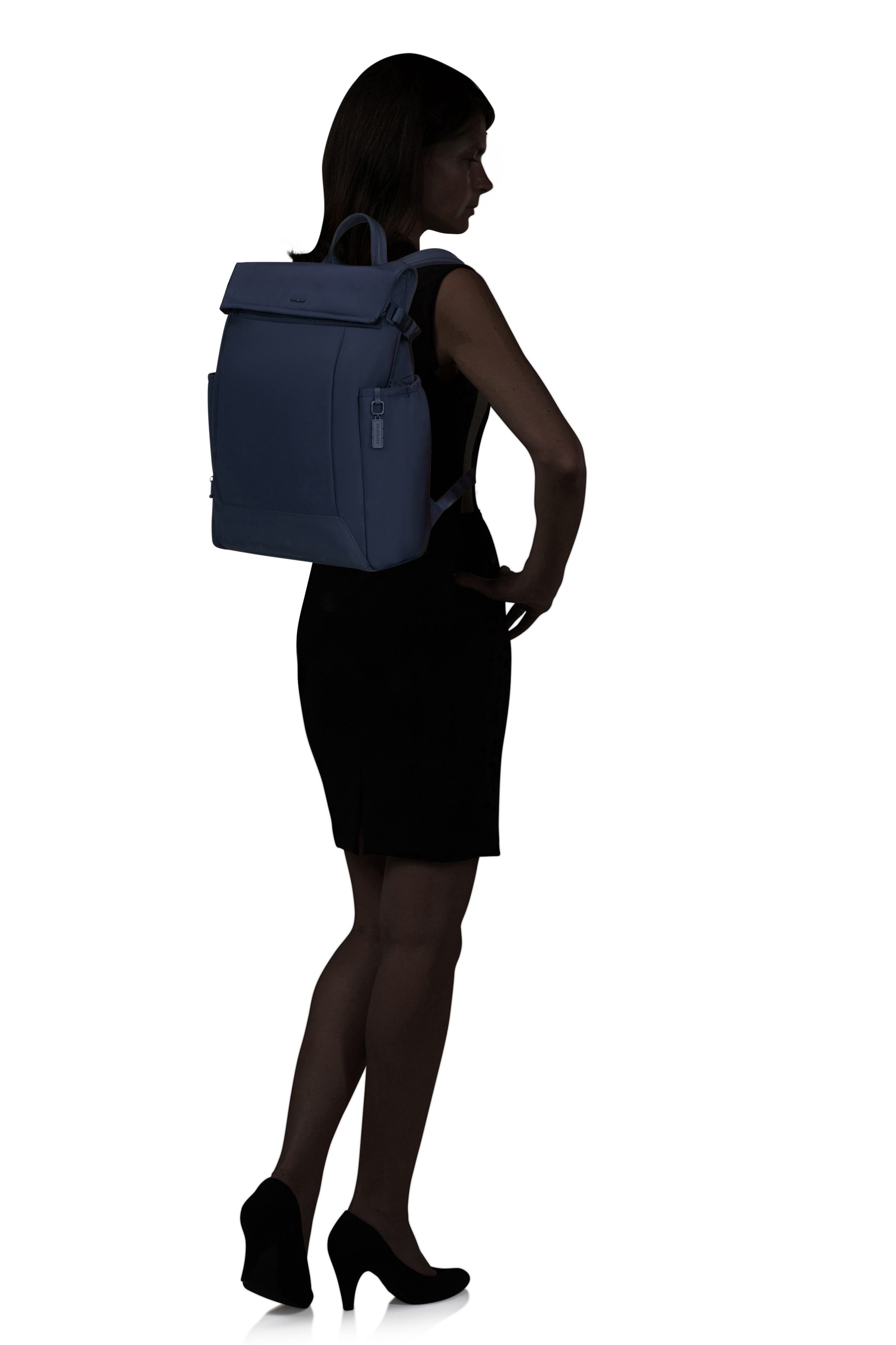 Samsonite Notebookrucksack ESSENTIS Jana Ina Zarrella 25/31 L 15.6" RFID, Softes, mattes Nylon, federleicht mit herausnehmbarer Trennwand