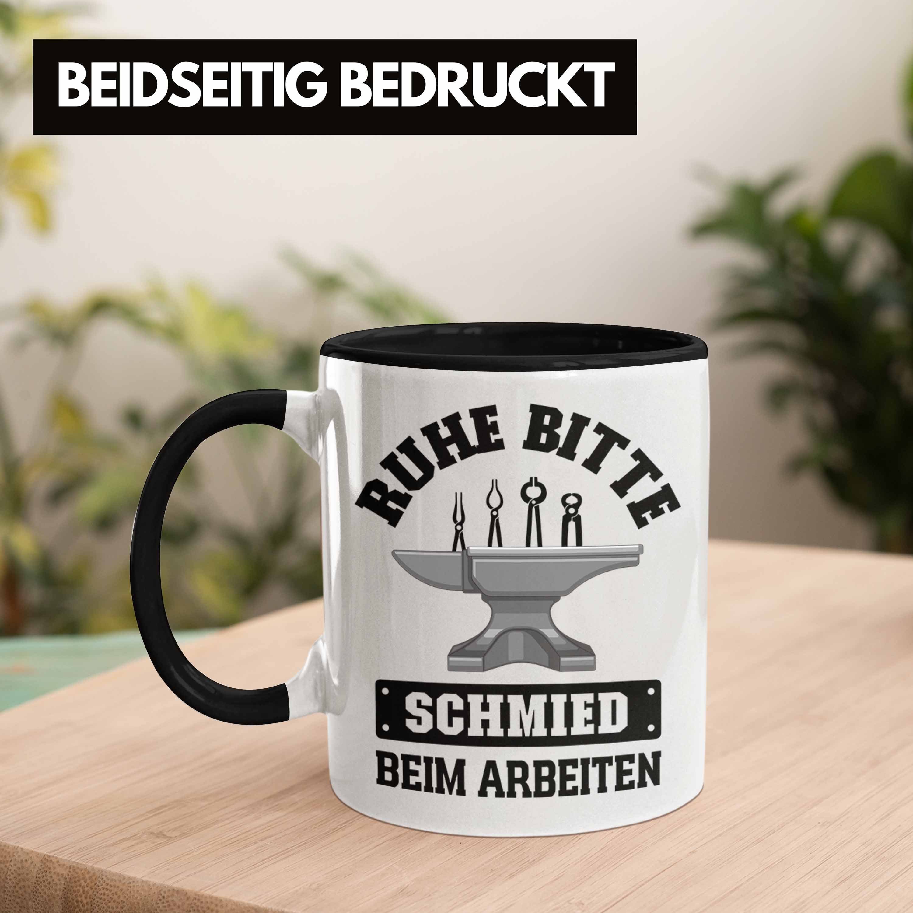 Trendation Tasse Trendation Tasse Hufschmied mit - Schmied Schwarz Spruch Geschenke Geschenkidee Kaffeetasse