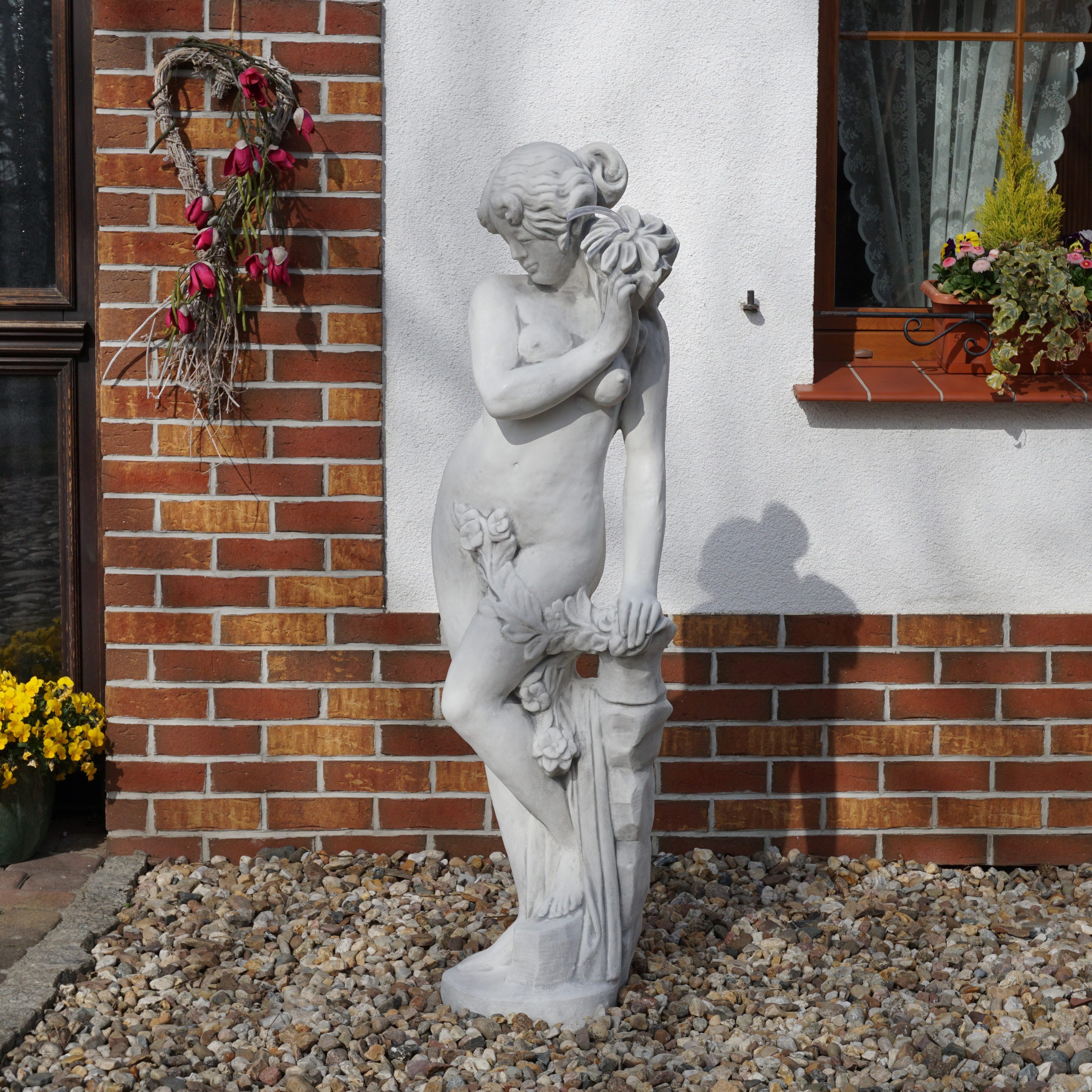 gartendekoparadies.de Gartenfigur Venus mit Wasserlauf Brunnenfigur Steinfigur 141 cm Steinguss 125 kg, Frostsicher