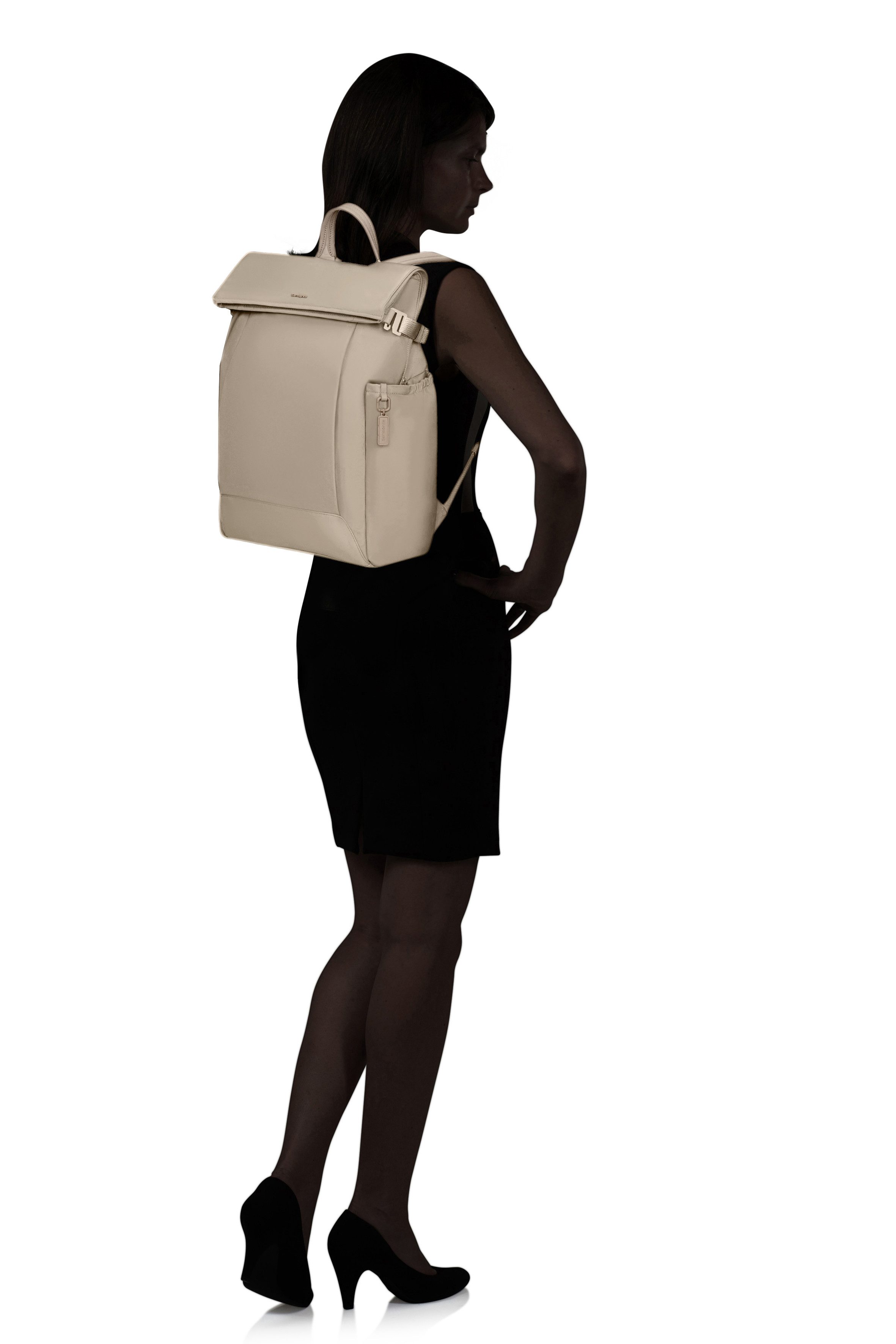 Samsonite Notebookrucksack ESSENTIS Jana Ina Zarrella 25/31 L 15.6" RFID, Softes, mattes Nylon, federleicht mit herausnehmbarer Trennwand