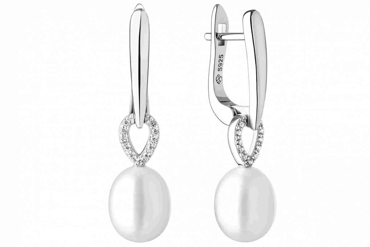 Gaura Pearls Perlenohrringe Elegant hängend weiß reis 8-8.5 mm, echte Süßwasserzuchtperle, 925 Silber rhodiniert
