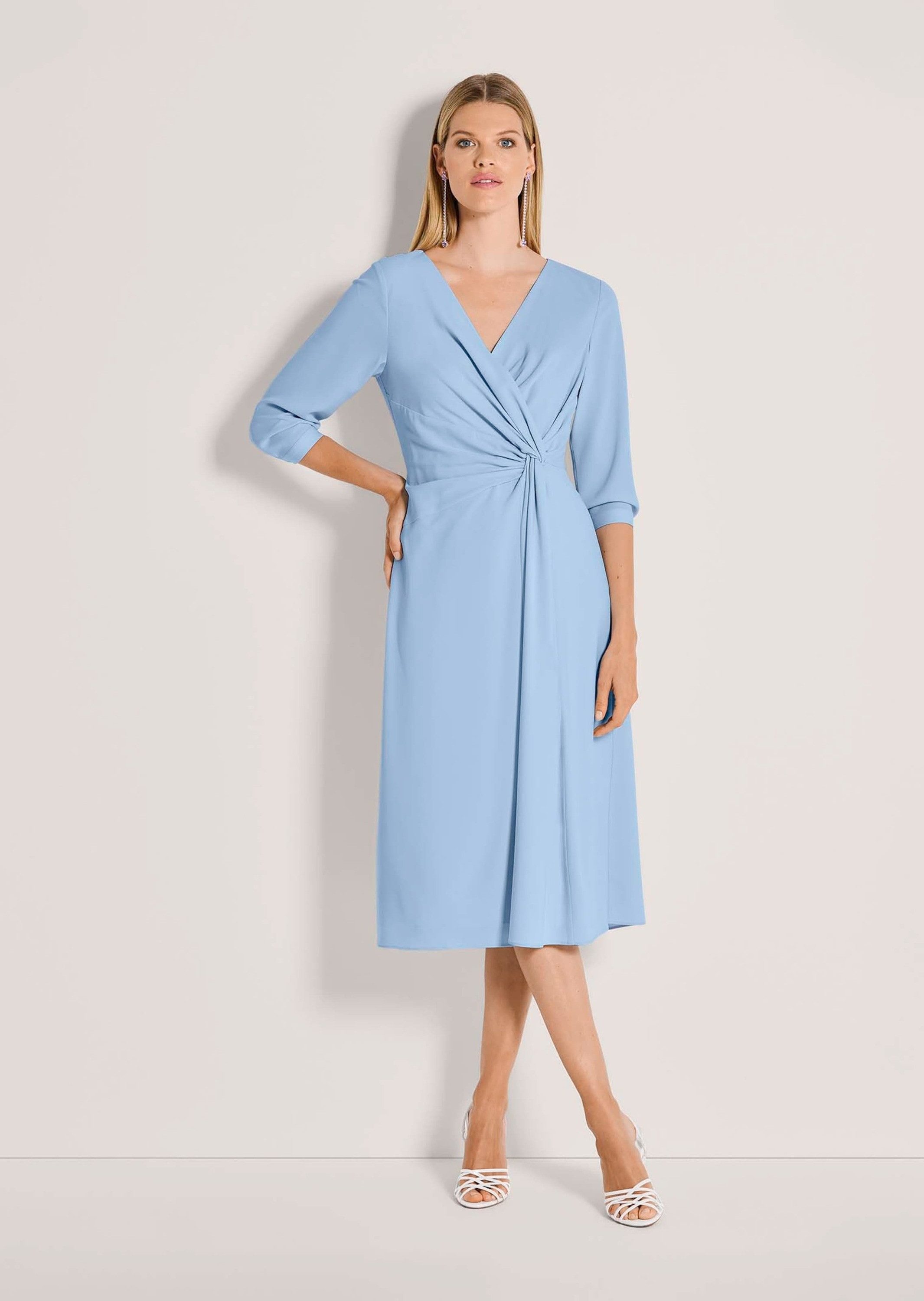 MADELEINE Midikleid Midikleid mit eleganter Drapierung Sommerkleid mit V-Au günstig online kaufen