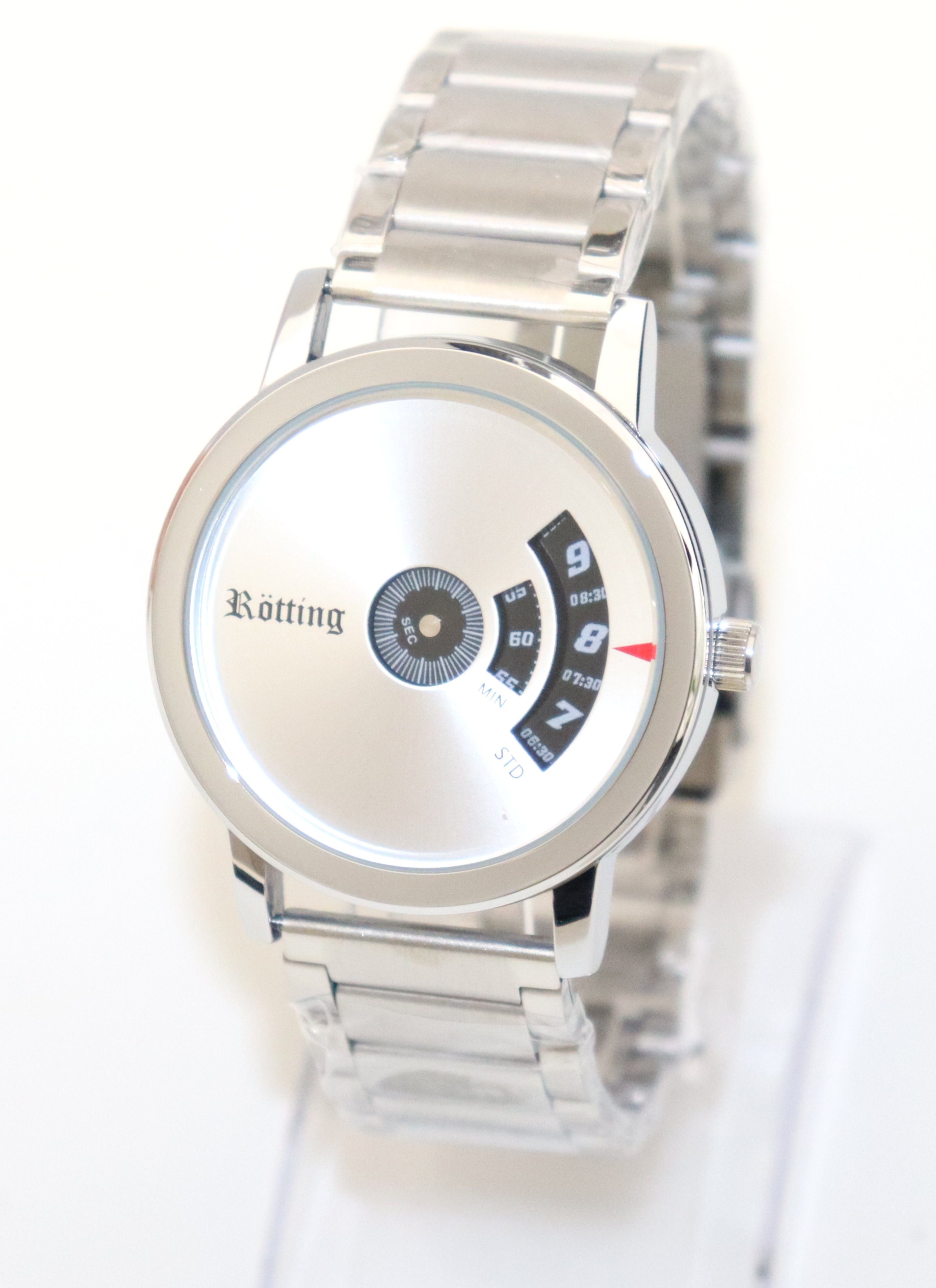 Rötting Design Quarzuhr Herrenuhr silberfarben Ziffernblatt mit einer innovativen Zeitanzeige, aus der Collection "Rötting"