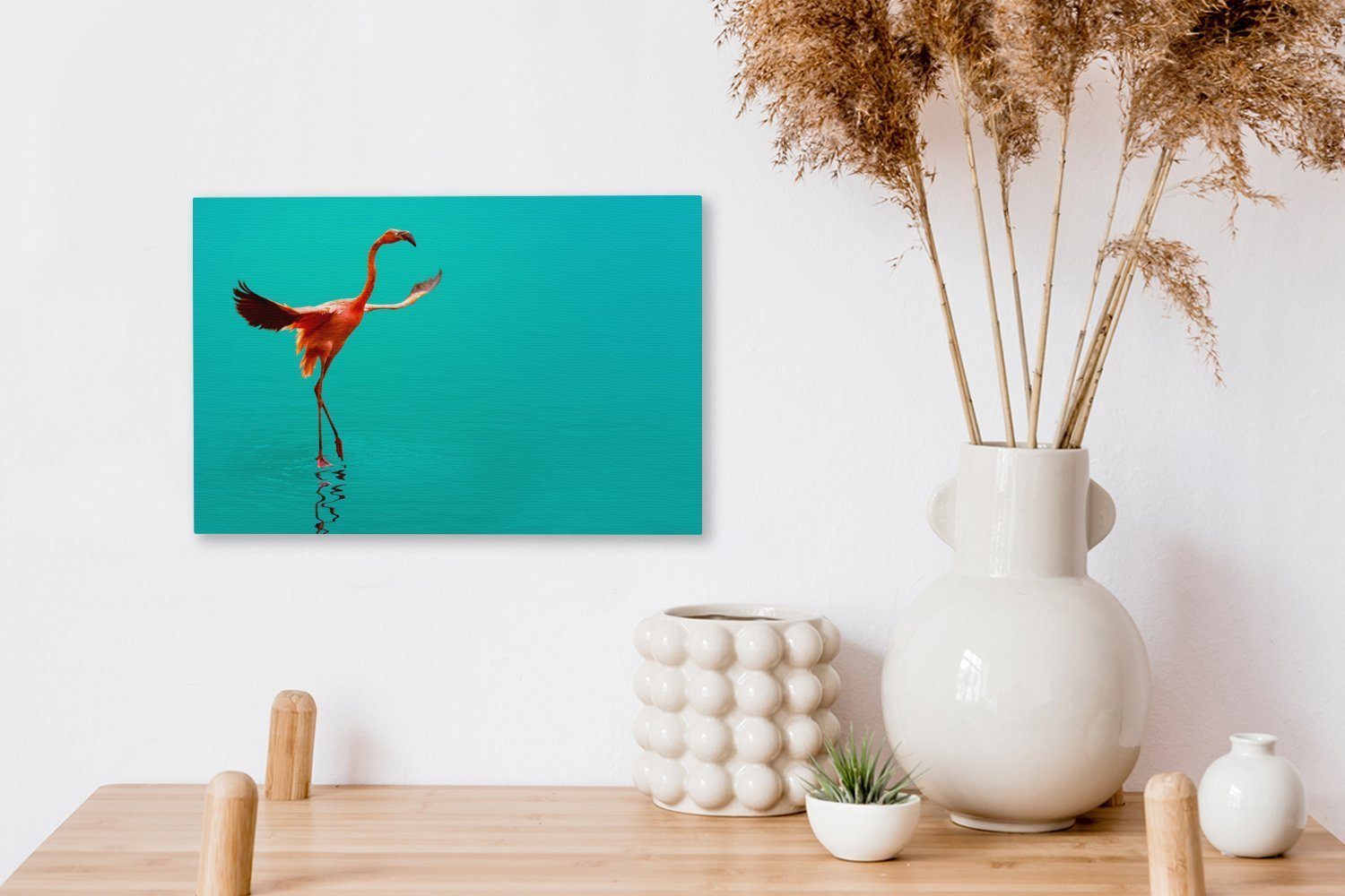 klaren (1 Flamingo OneMillionCanvasses® Aufhängefertig, Wandbild Leinwandbilder, Wanddeko, Ein blauen cm St), 30x20 Wasser, am Leinwandbild