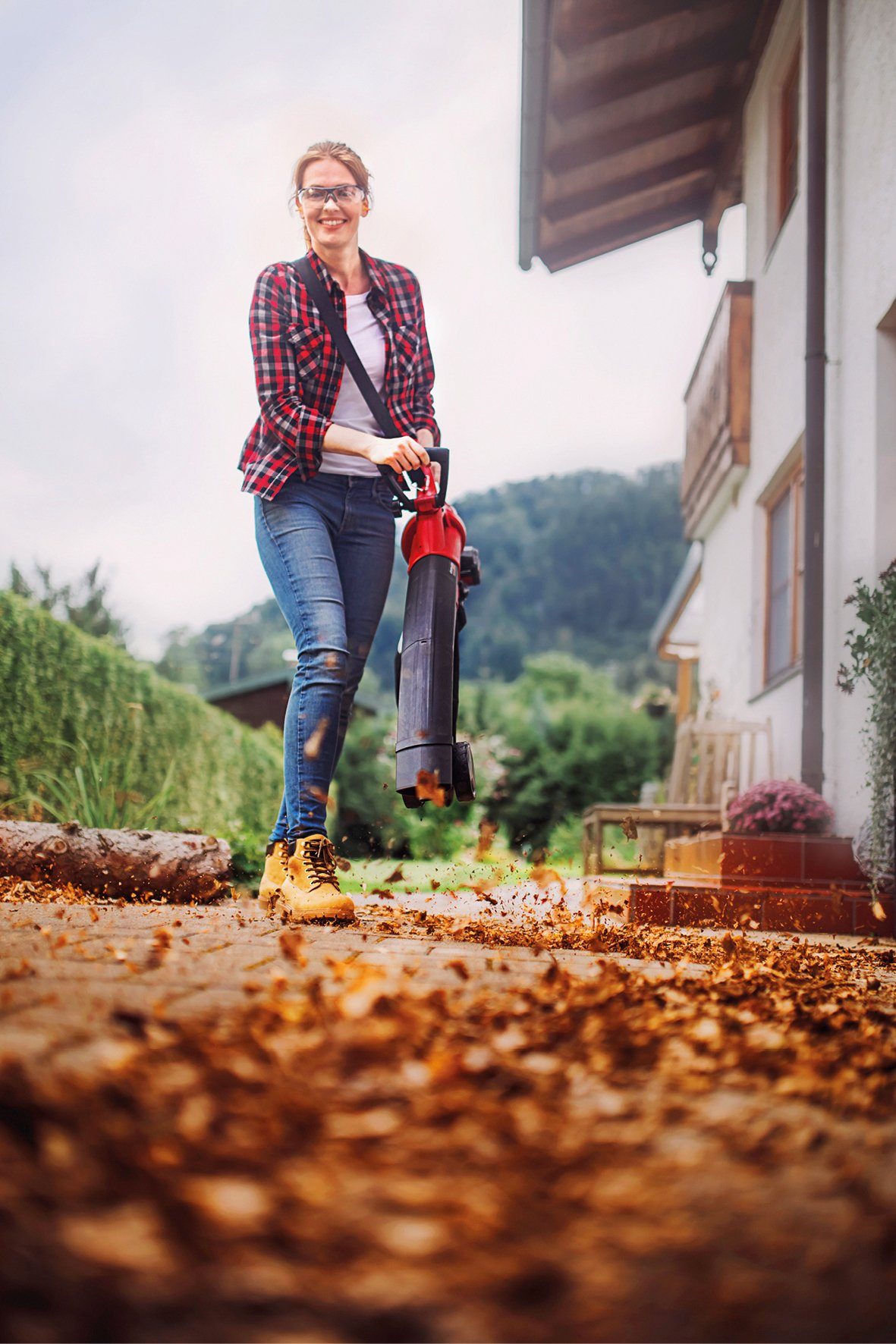 Einhell Akku-Laubsauger GE-CL 36 Li E-Solo, ohne Akku und Ladegerät günstig online kaufen