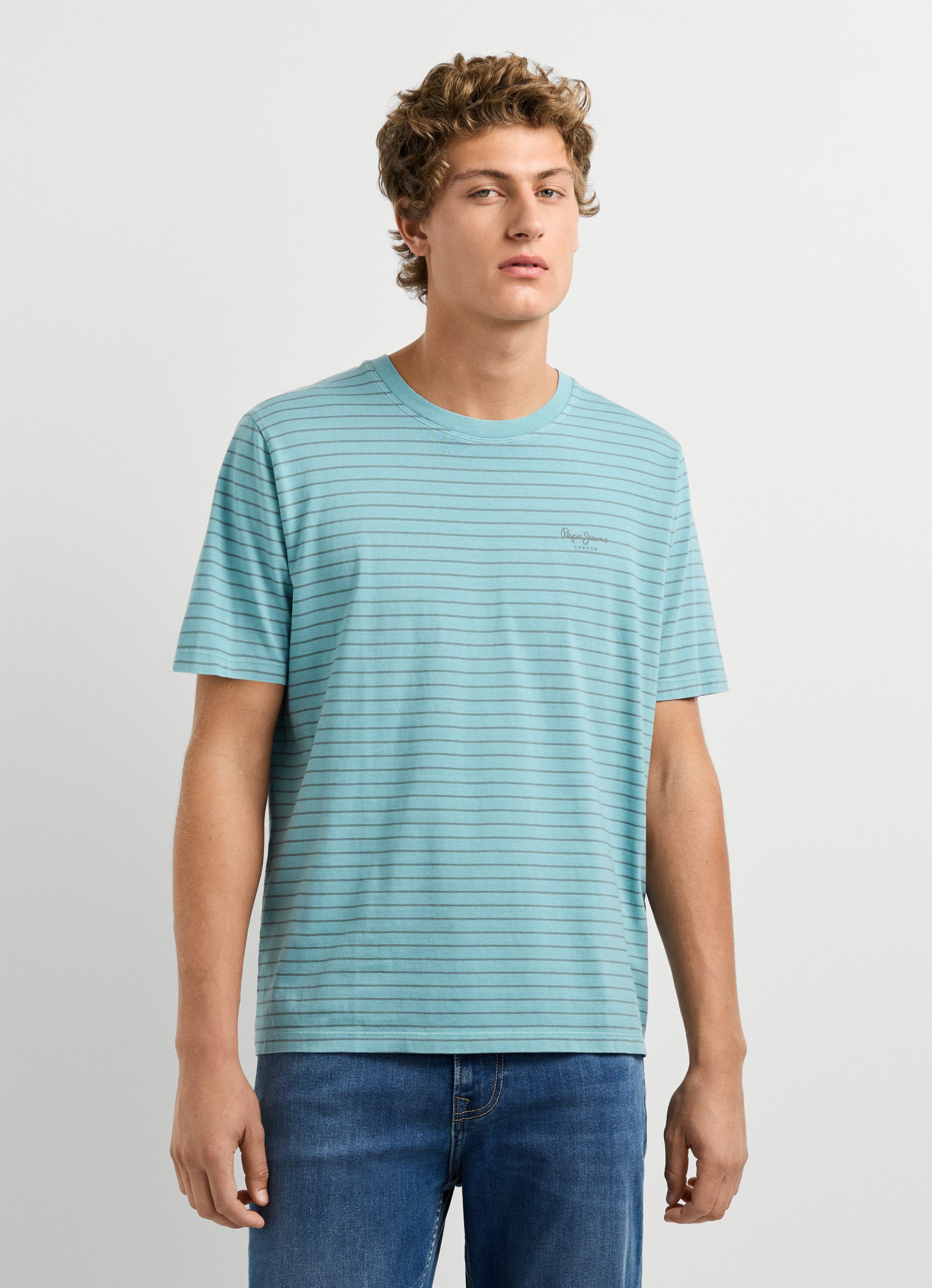 Pepe Jeans T-Shirt JACKO mit kleinem Ton-in-Ton Logoschriftzug