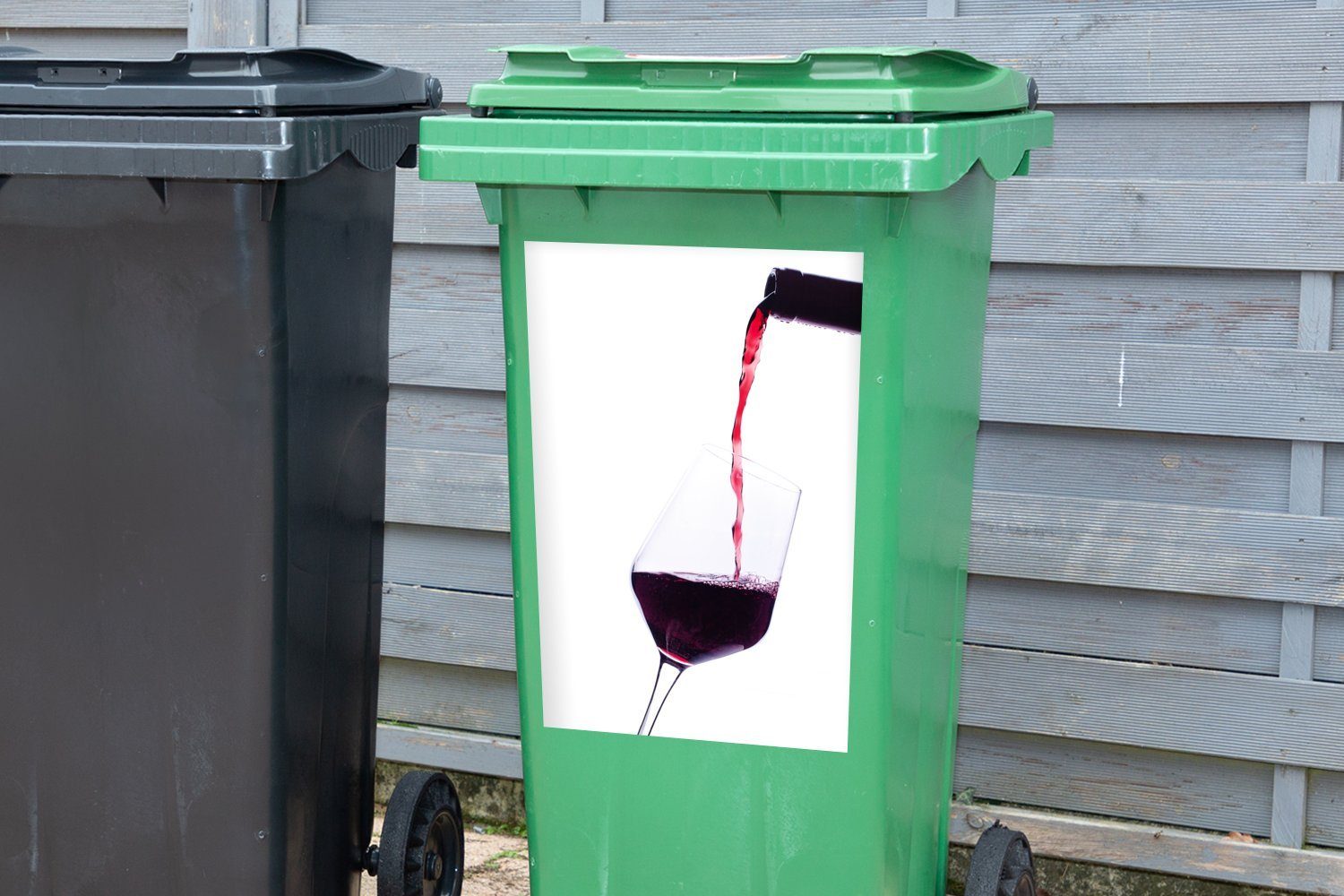 ins Rotwein St), Container, Mülleimer-aufkleber, gießt Weinflasche, MuchoWow Abfalbehälter Sticker, Mülltonne, Glas die (1 Wandsticker