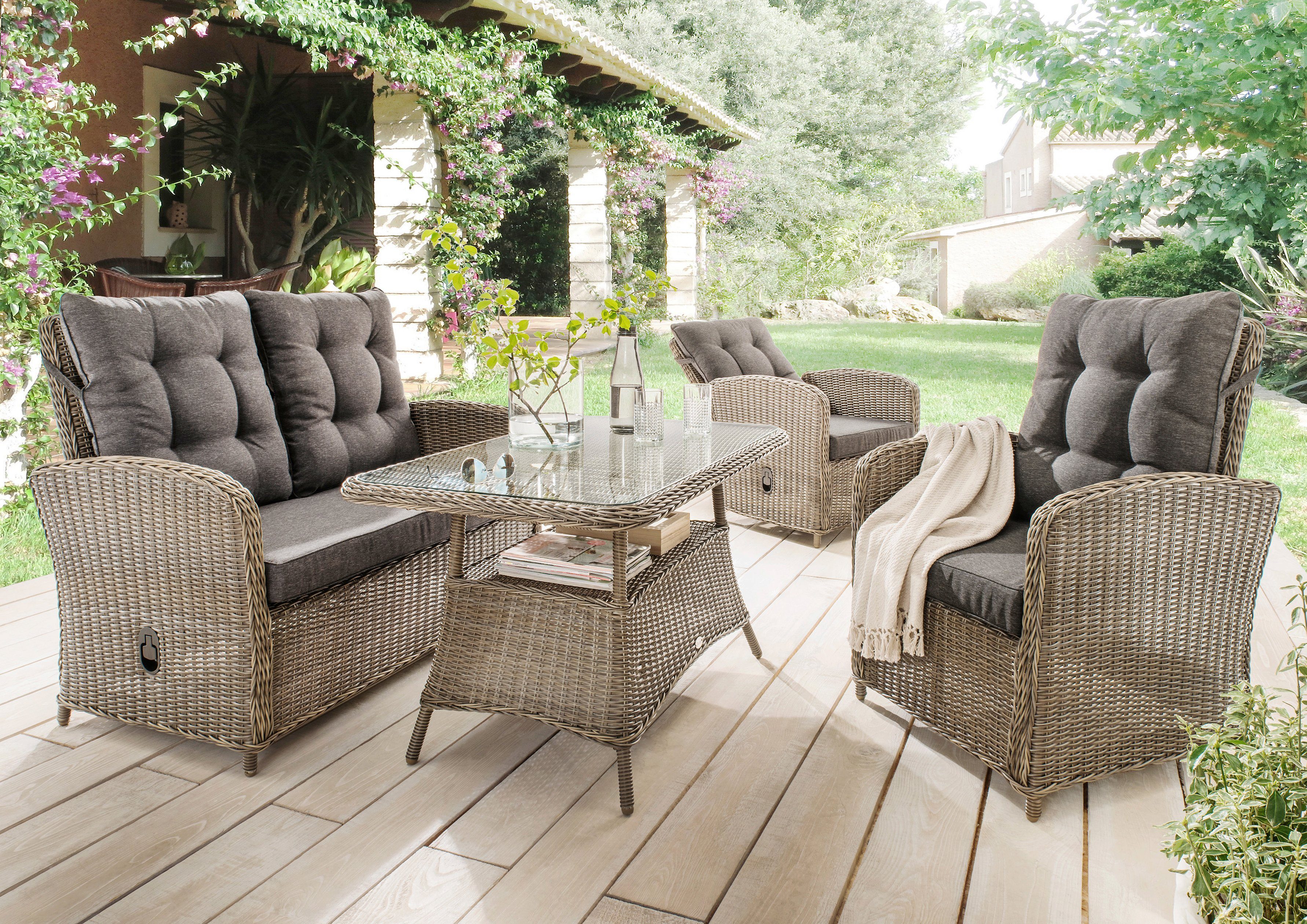 Destiny Gartenlounge-Set MERANO, (11-tlg), Polyrattan, 2 Sessel, 2er Sofa, 1 Tisch 120x77x66cm, inkl. Auflagen