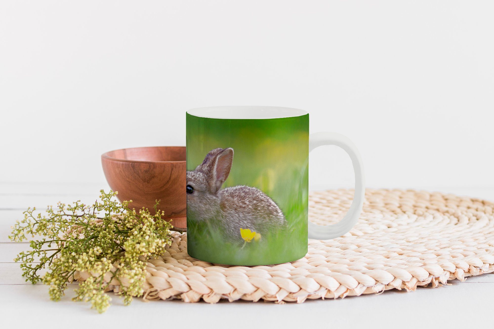 Keramik, - Tasse MuchoWow Kaninchen Teetasse, Becher, Kaffeetassen, Geschenk Teetasse, - Baby Gras,