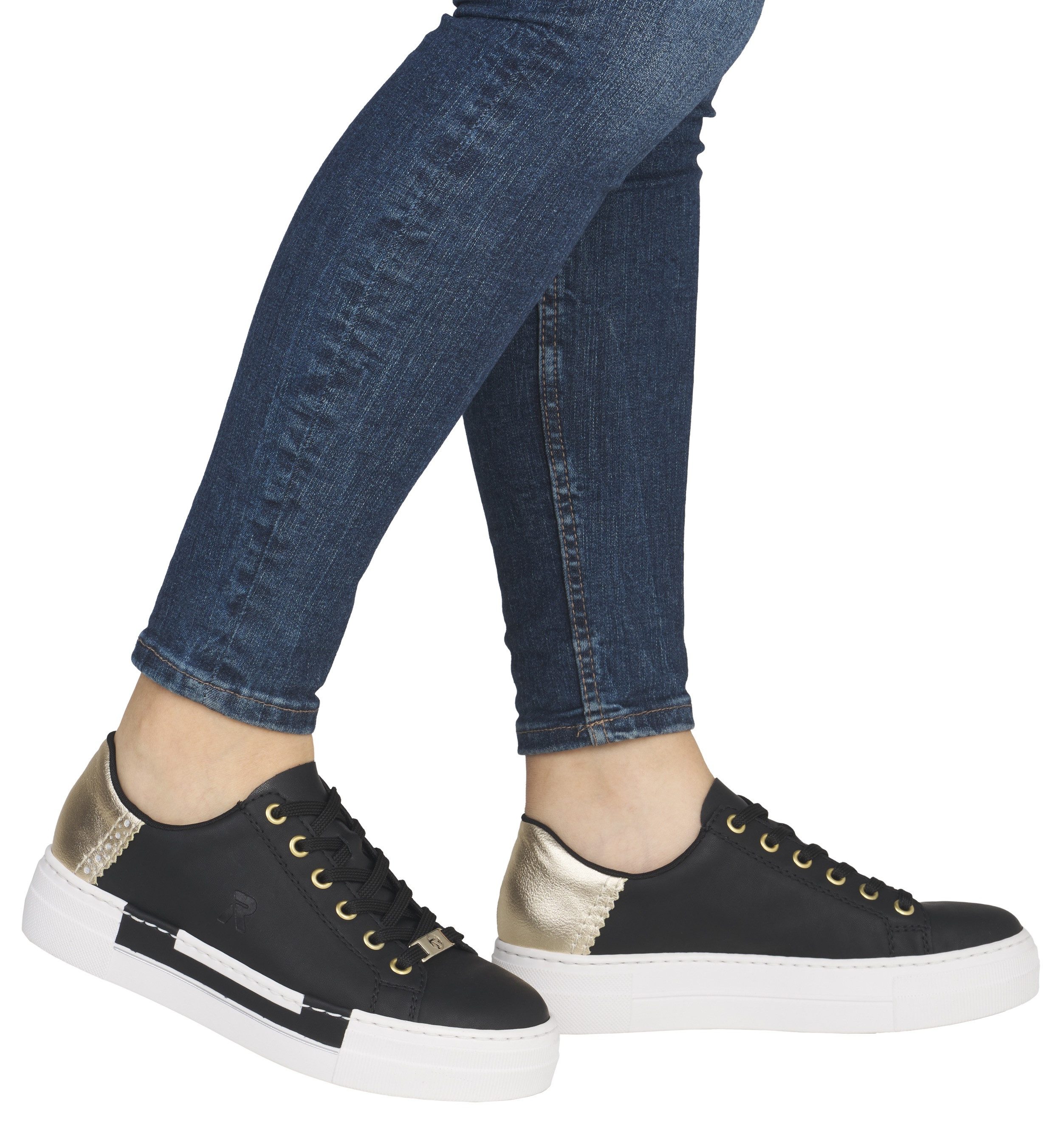 Rieker Plateausneaker mit Metallic-Fersenkappe, Freizeitschuh, Halbschuh, Schnürschuh