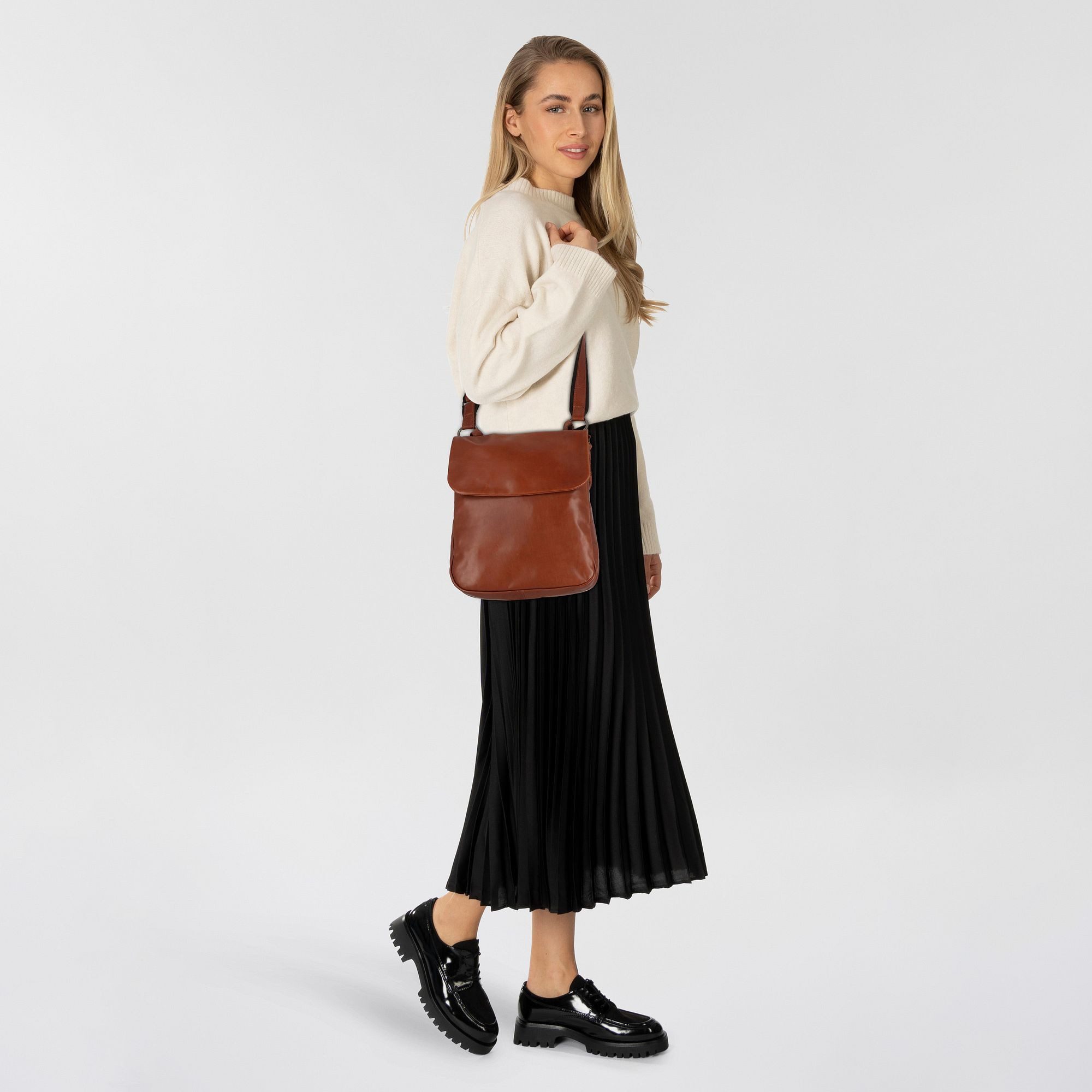 Harold's Schultertasche Caugio, Leder