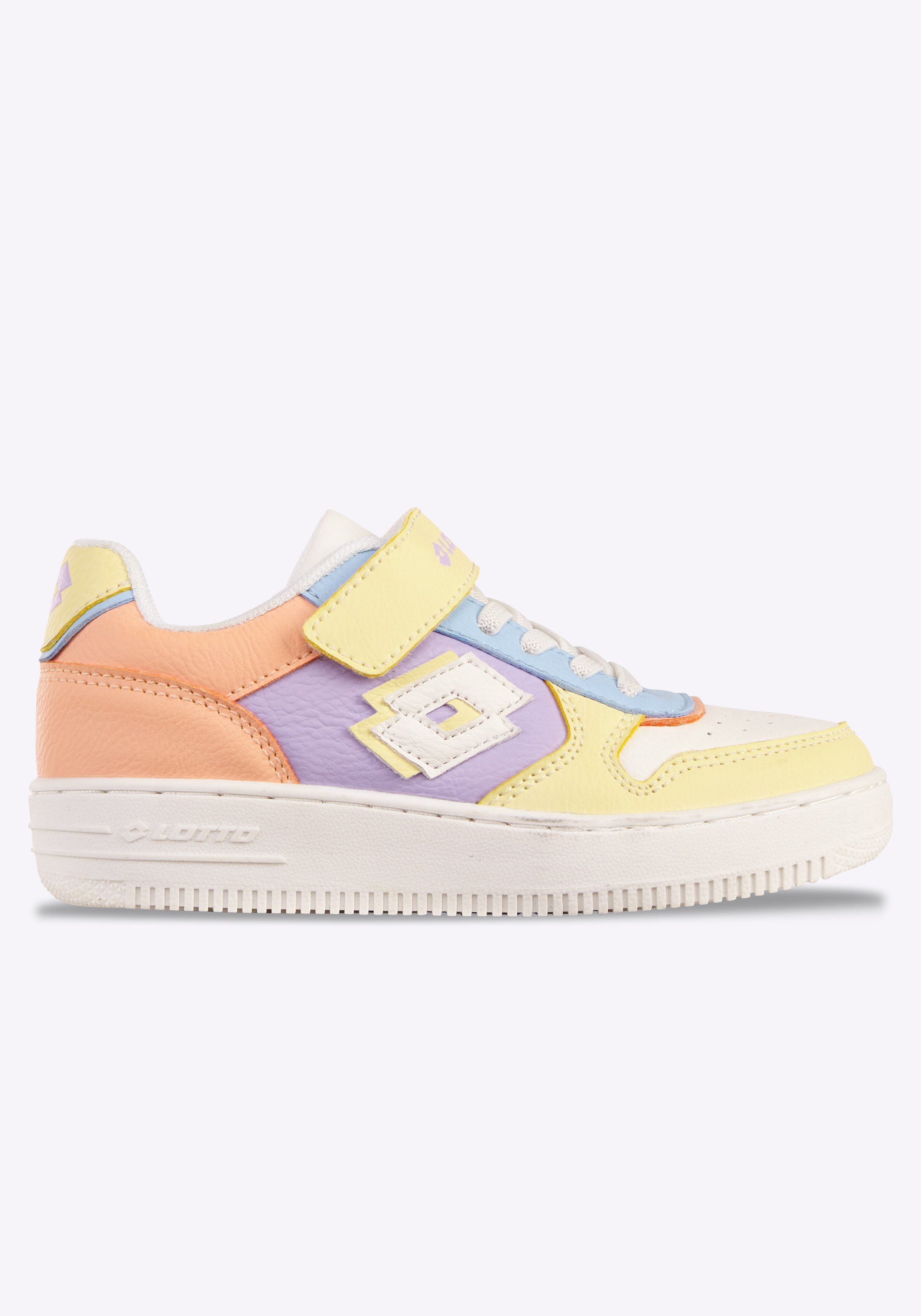 Sneaker