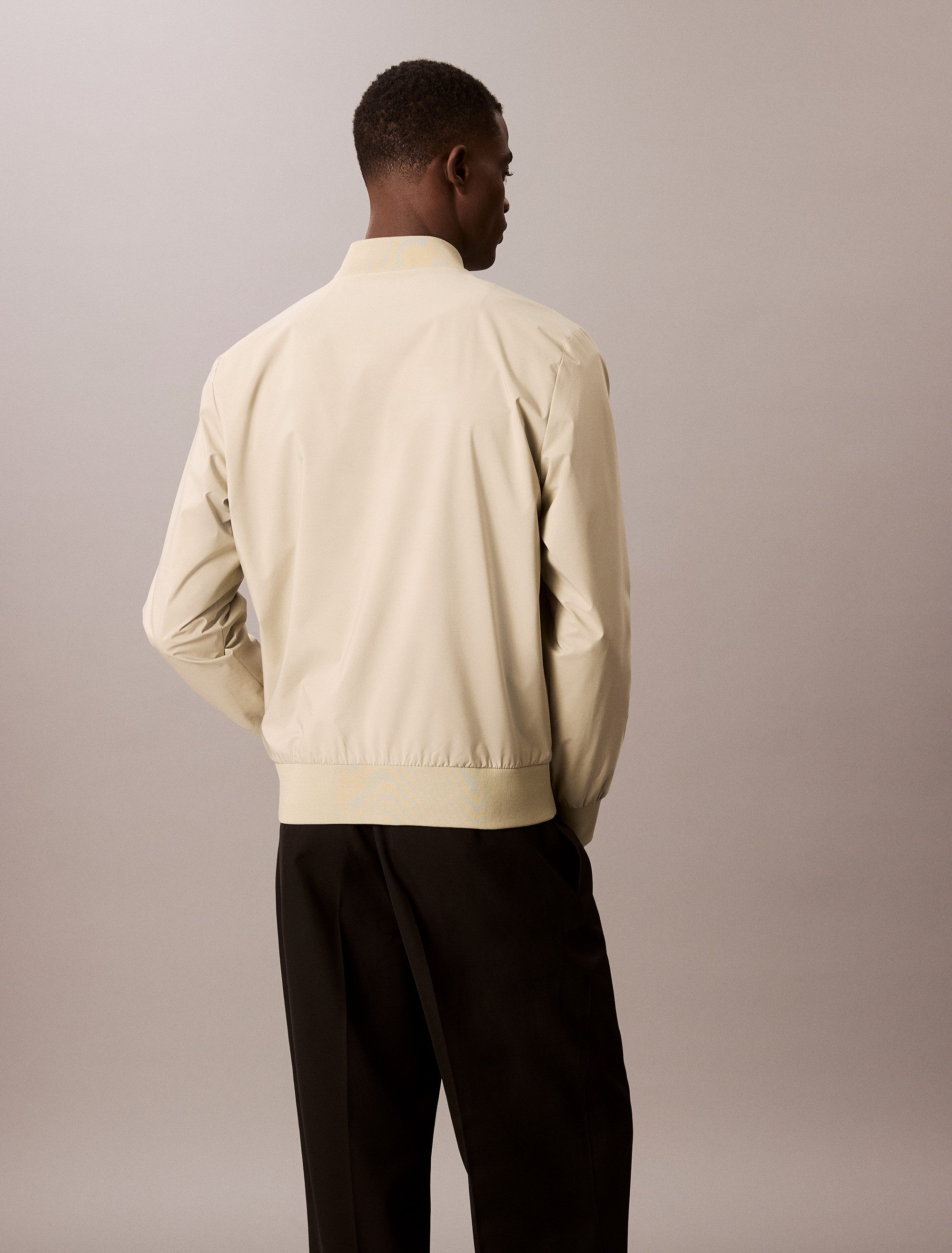 Calvin Klein Bomberjacke Regular fit, mit Rundhalsausschnitt günstig online kaufen