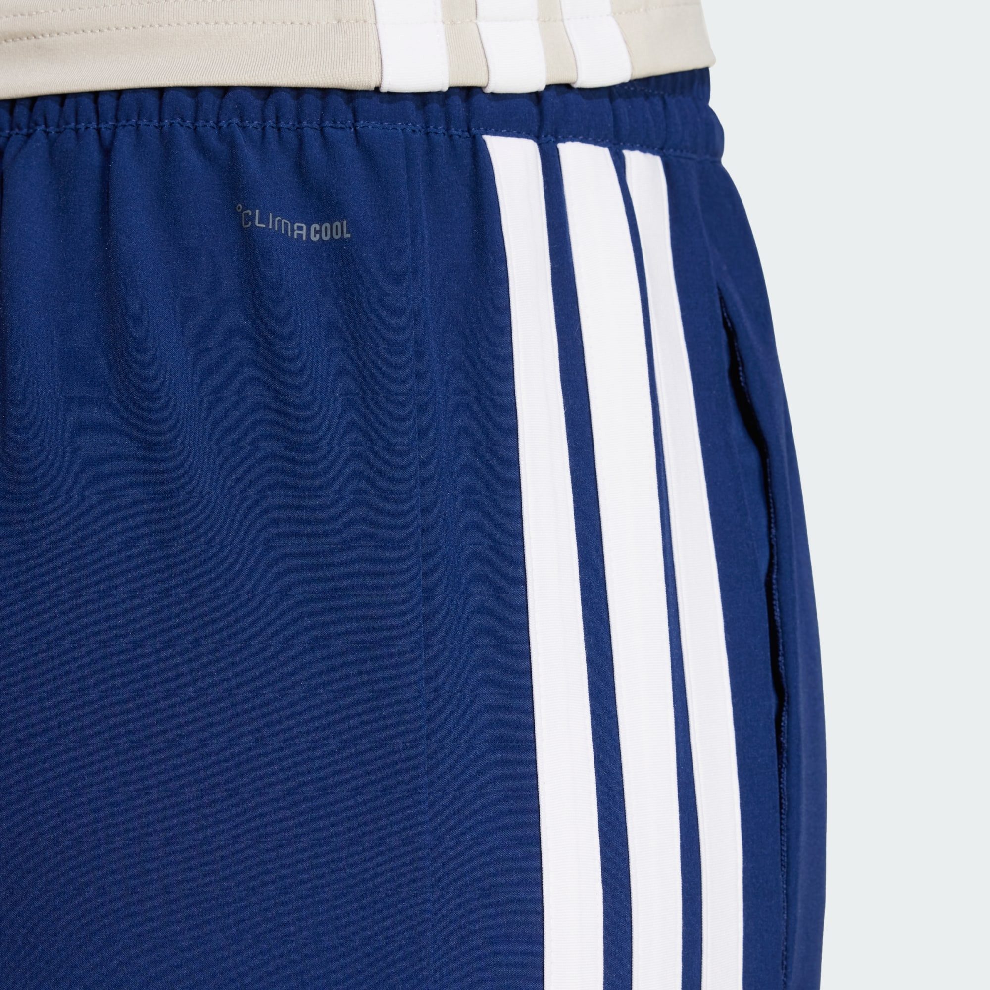 adidas Performance Trainingshose TRAIN ESSENTIALS 3-STREIFEN WOVEN HOSE (1-tlg)