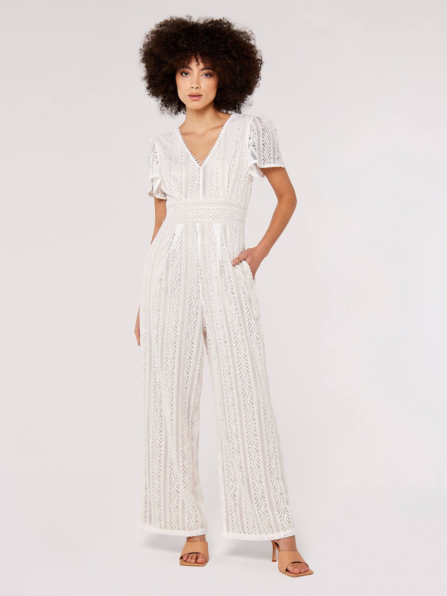 Apricot Jumpsuit in unifarben, mit Spitze