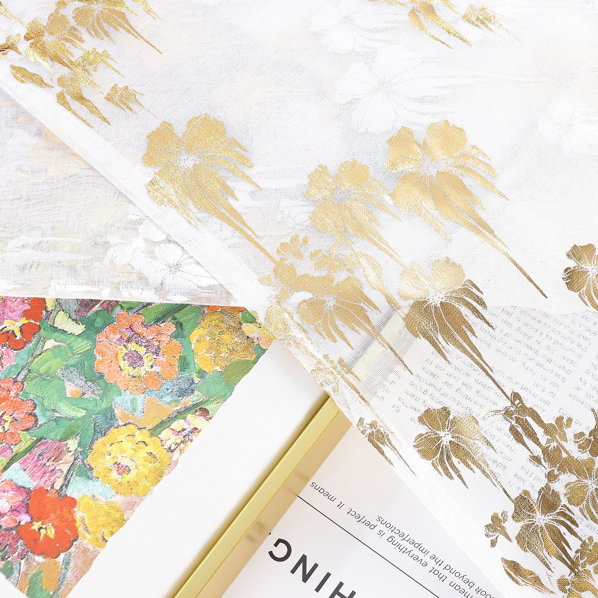 Joyswahl Schiebegardine (2 St), Klettband, transparent, Voile, Flächenvorhang mit kunstvollen und glänzenden Blumen