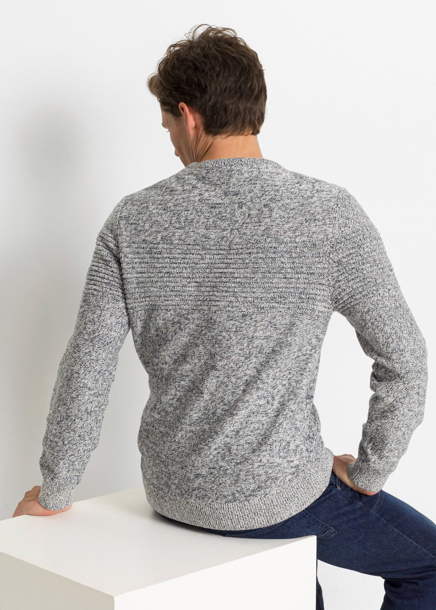 bonprix Strickpullover in melierter Optik und mit Rundhalsausschnitt günstig online kaufen