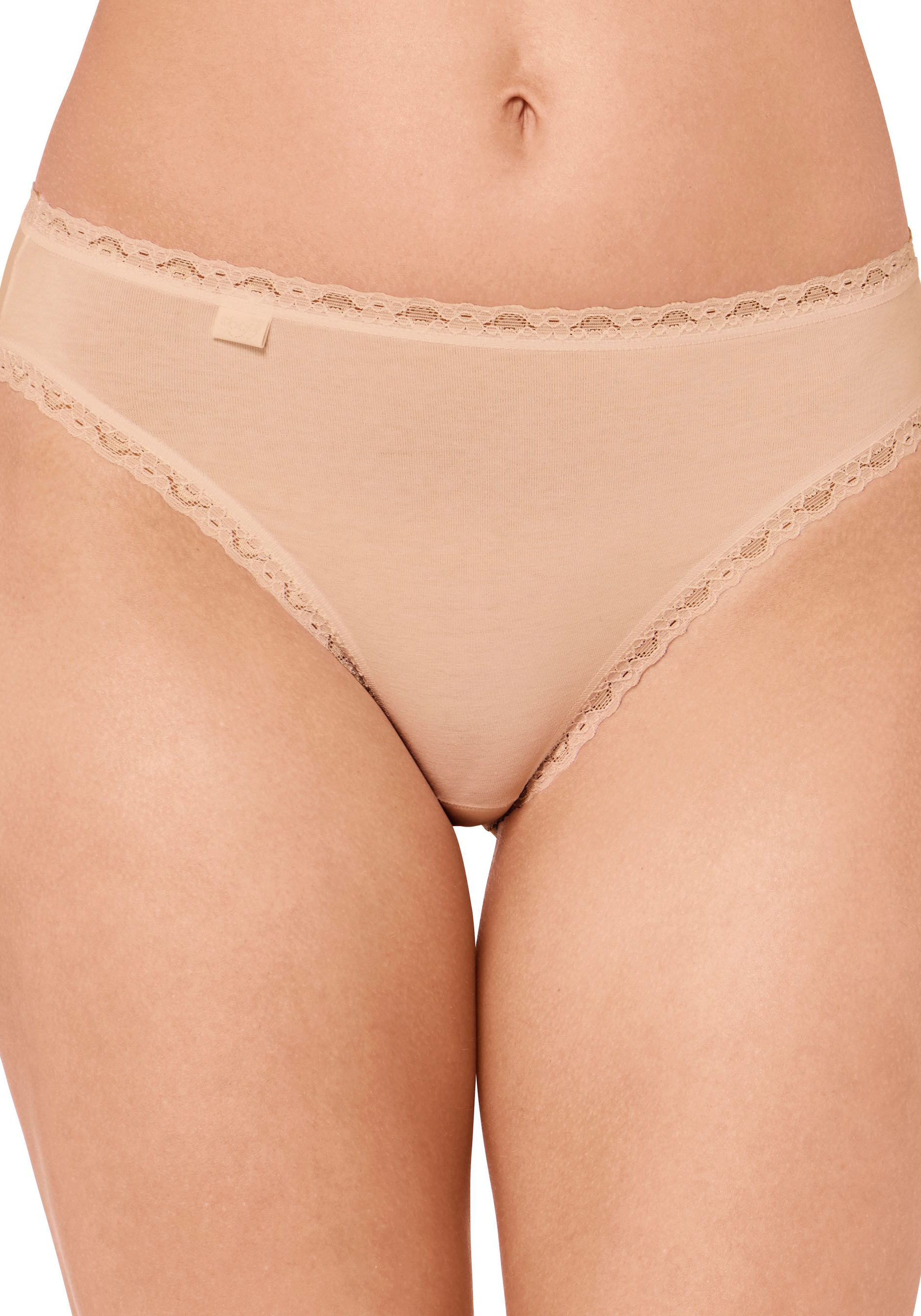 sloggi Taillenslip 24/7 Cotton Lace (3er Pack) mit edler Spitze und flachen Nähten