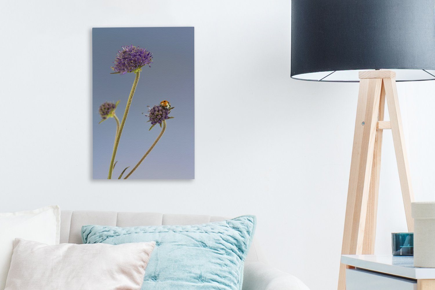 OneMillionCanvasses® Leinwandbild 20x30 bespannt Gemälde, blauer Blume Marienkäfer (1 cm St), auf inkl. Zackenaufhänger, fertig Himmel, Leinwandbild