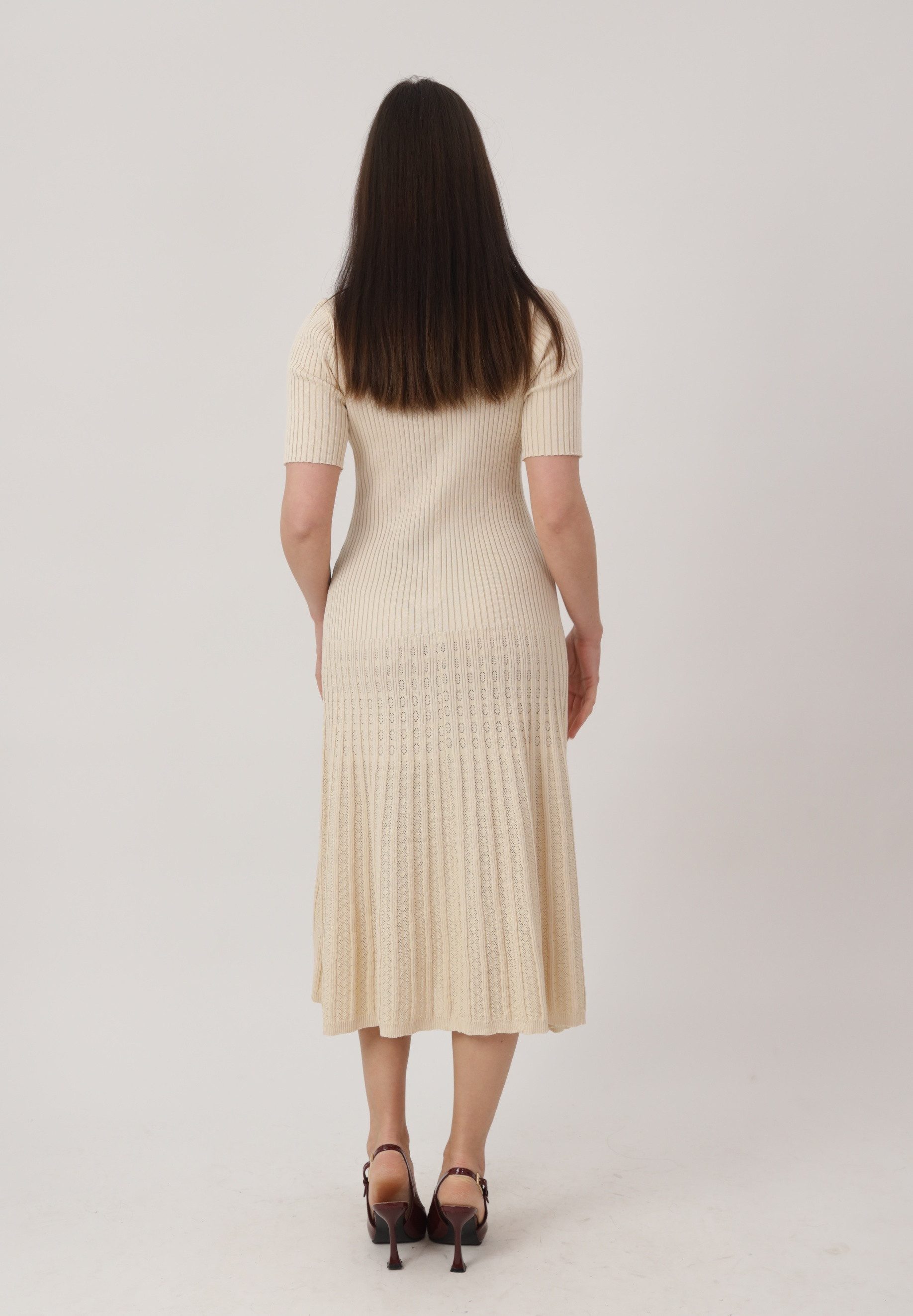 Elara Midikleid Midi Strickkleid Damen mit Polokragen & eleganter Knopfleiste – Bild 5 von 5