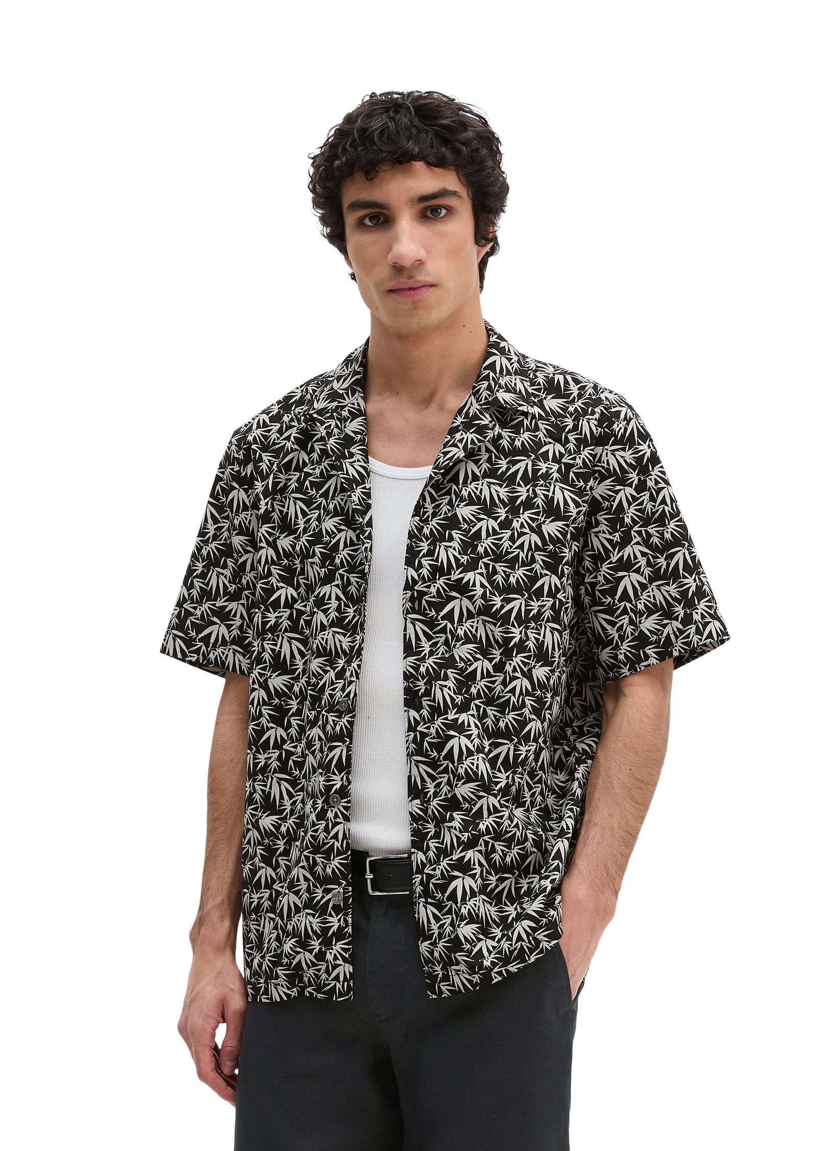 Marc O'Polo Kurzarmhemd mit sommerlichem Blattmotiv