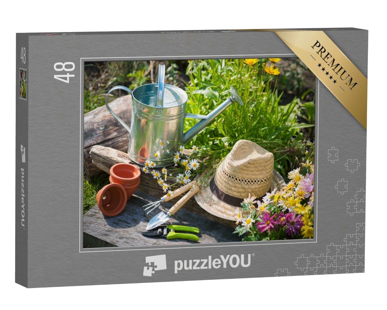puzzleYOU Puzzle Gartengeräte auf dem Rasen im Garten, 48 Puzzleteile, puzzleYOU-Kollektionen Garten