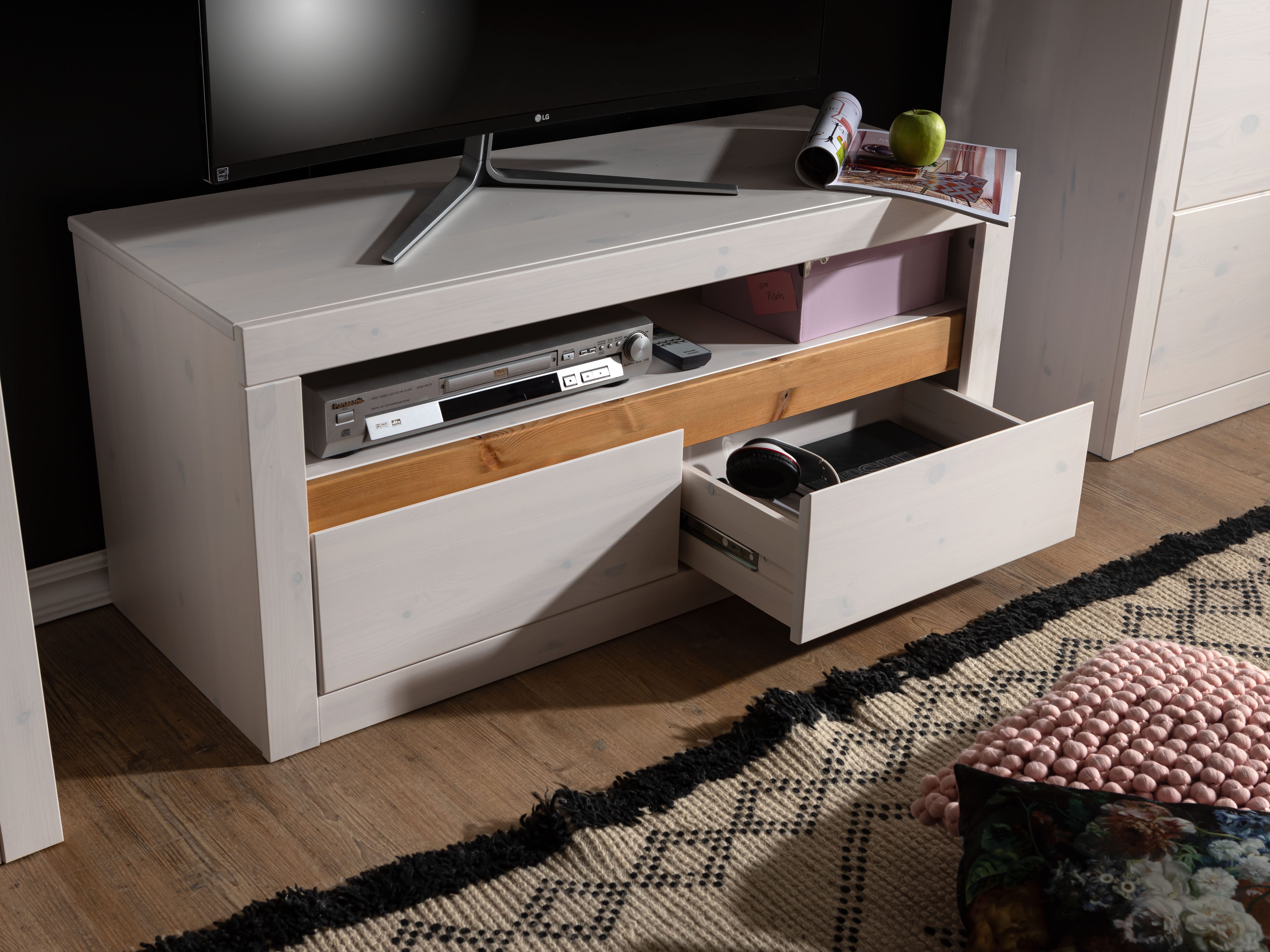 Woodroom Lowboard Weimar (Kiefer massiv weiß gewachst, mit 2 Schubladen), Fernsehschrank, Lowboard, TV-Board, Wohnzimmerschrank