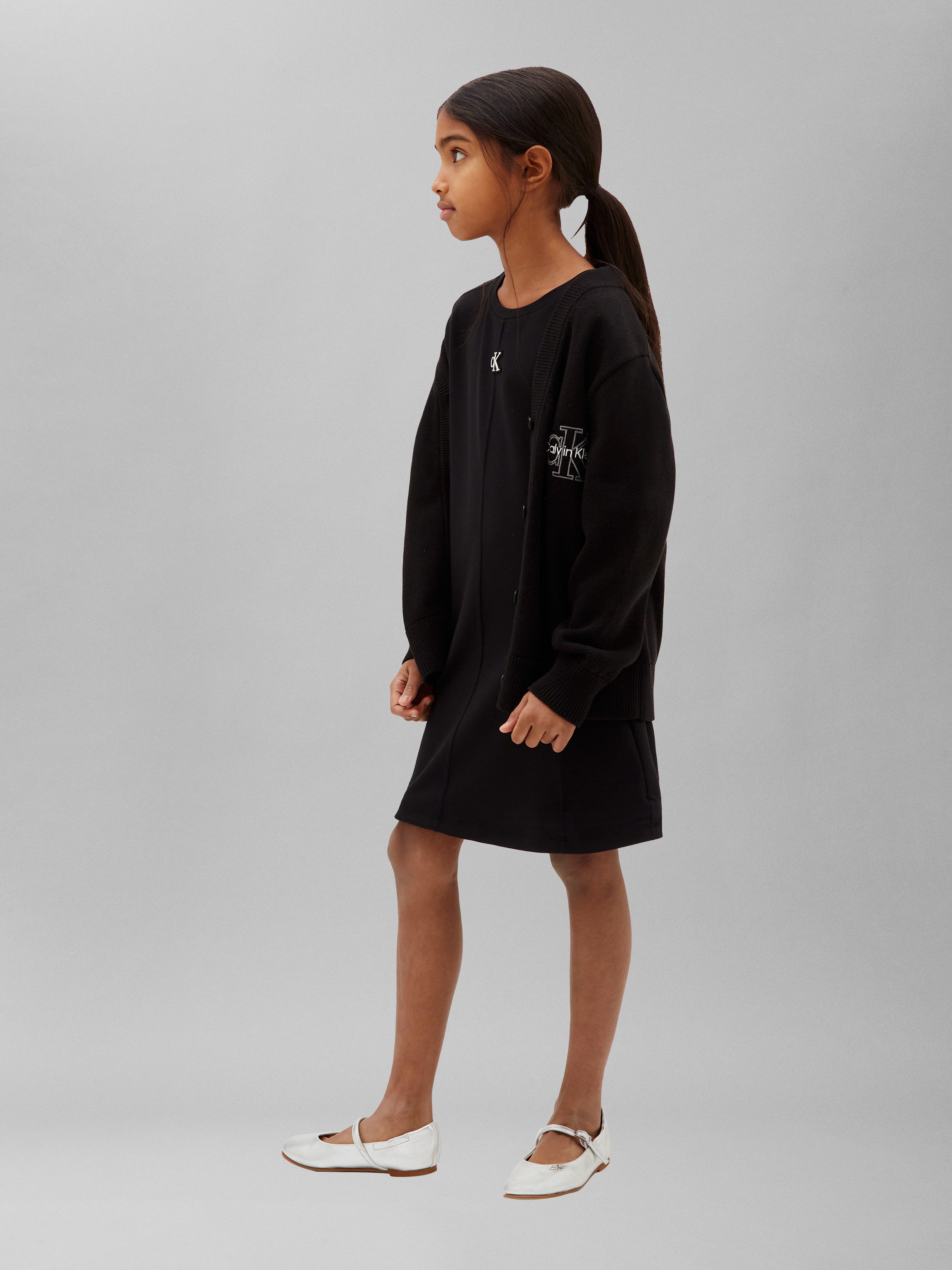 Calvin Klein Jeans Sweatkleid Rundhalsausschnitt, reine Baumwolle, Logodruck