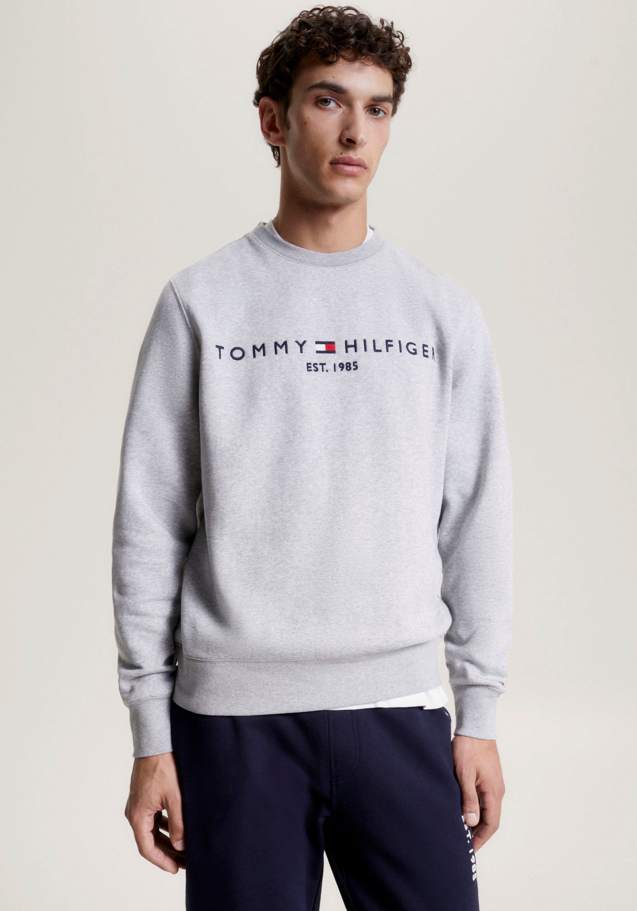 Tommy Hilfiger Sweatshirt TOMMY LOGO SWEATSHIRT mit Rundhalsausschnitt